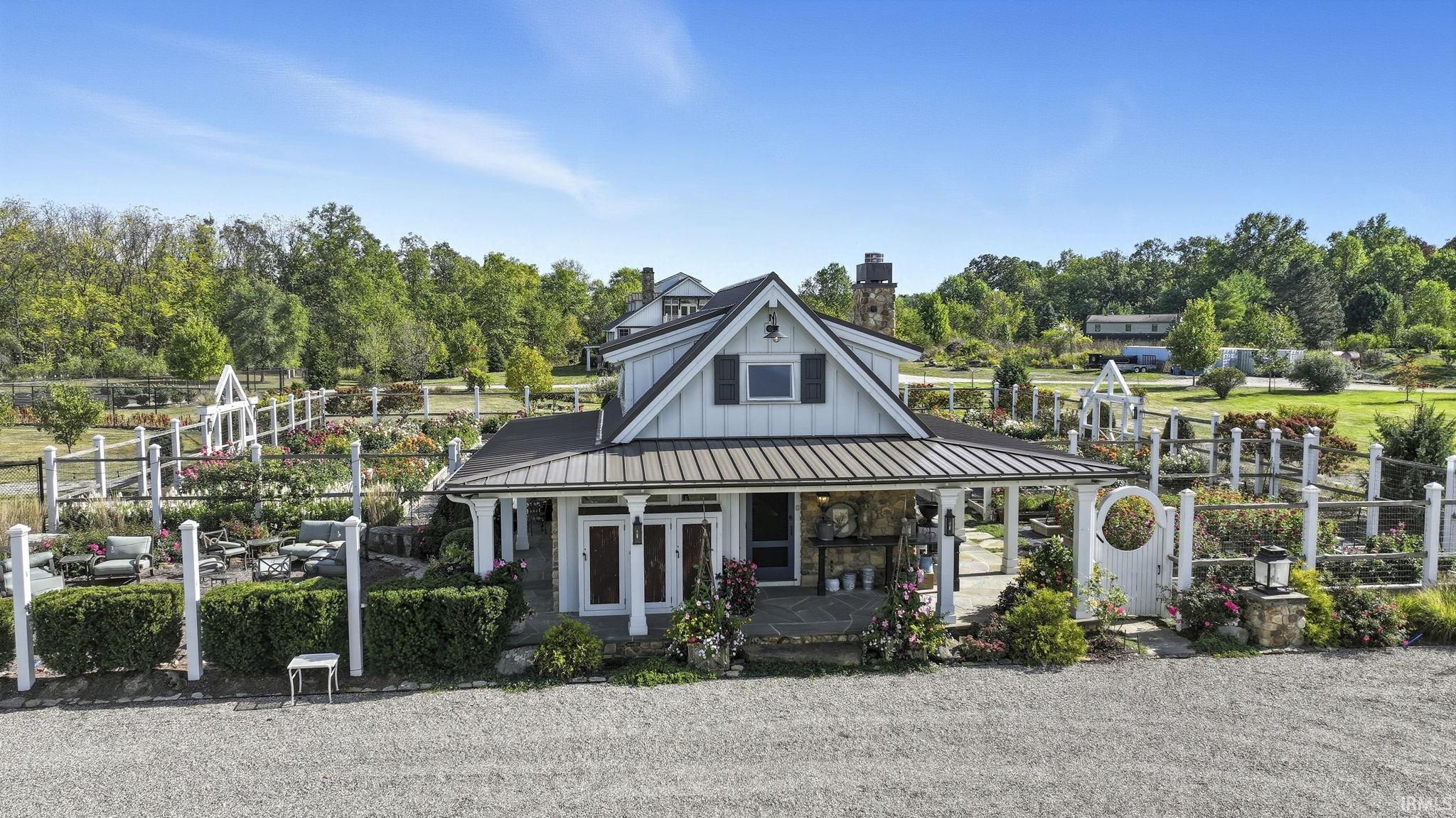 Garden house looking South