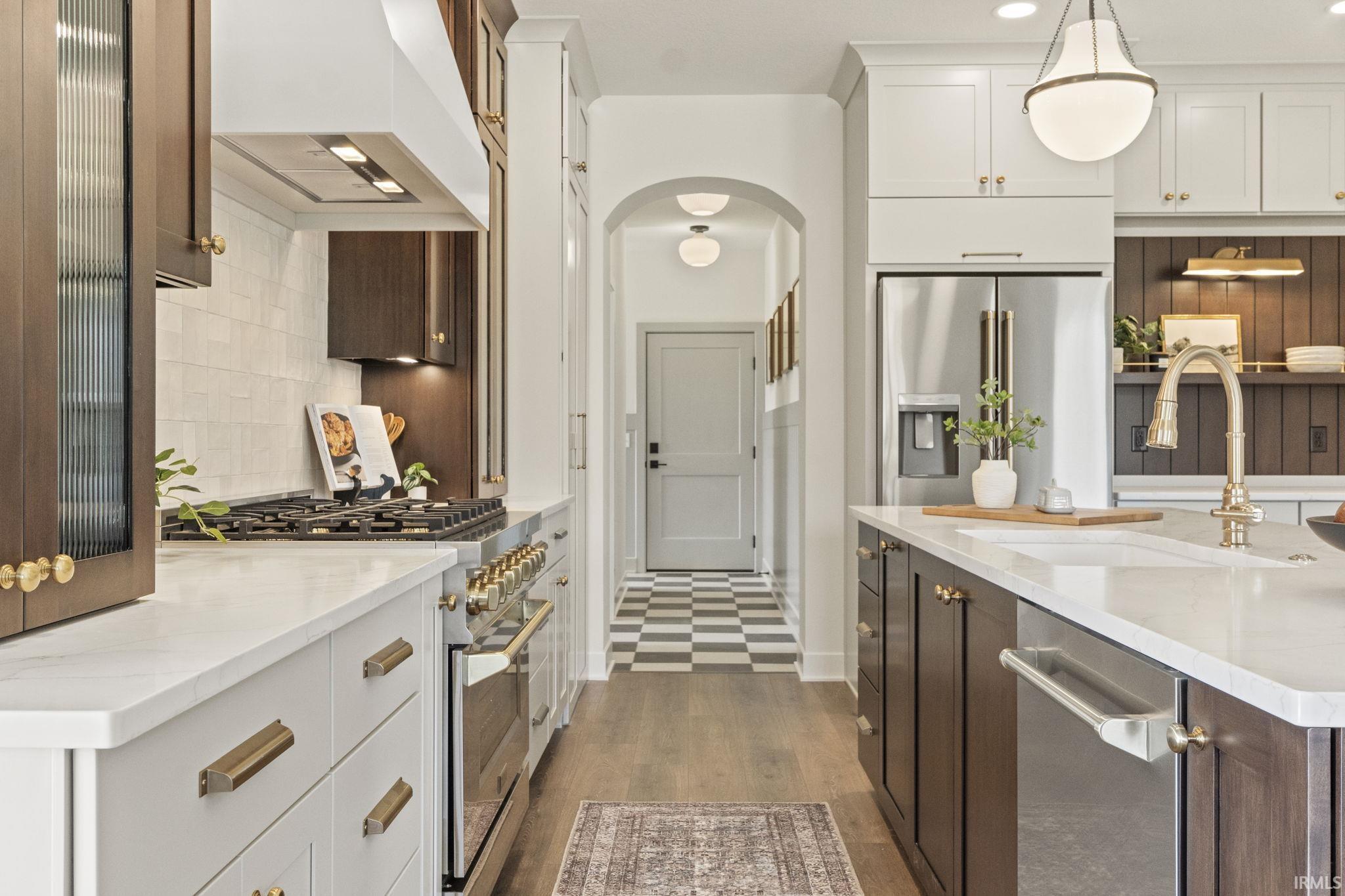 Photo 11 of 594 Contour Cove