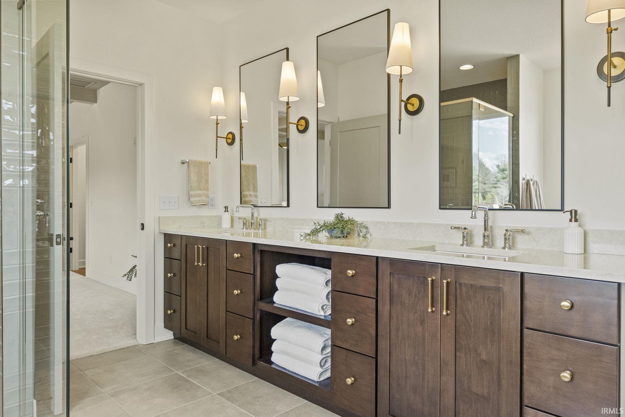 Photo 19 of 594 Contour Cove