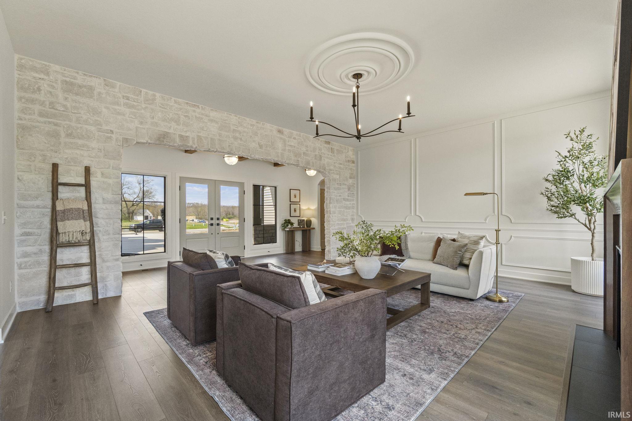 Photo 4 of 594 Contour Cove