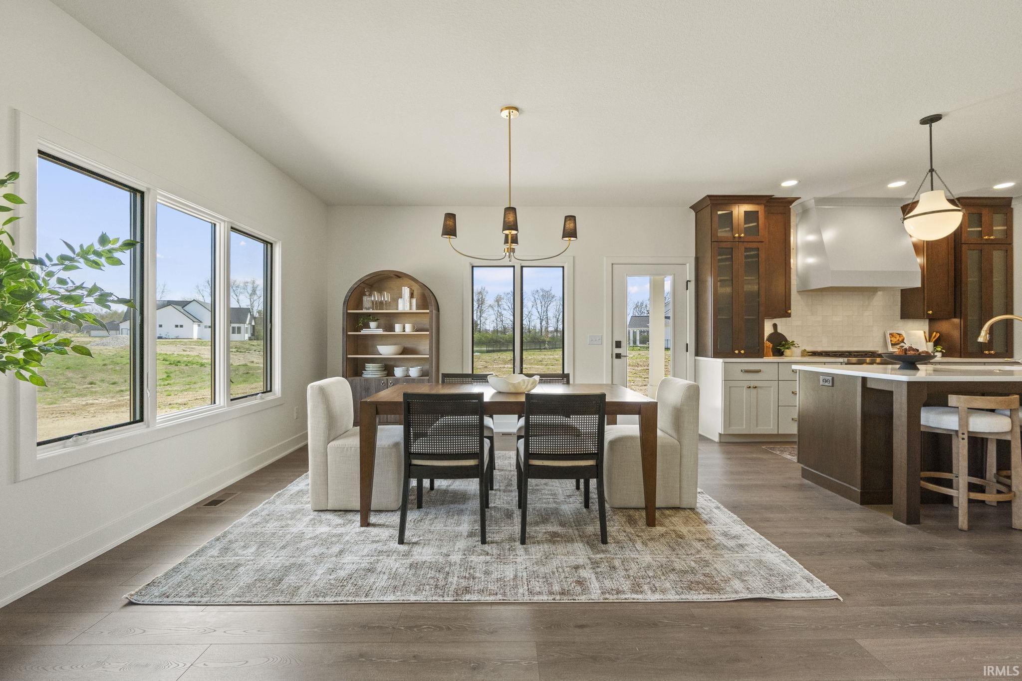 Photo 6 of 594 Contour Cove