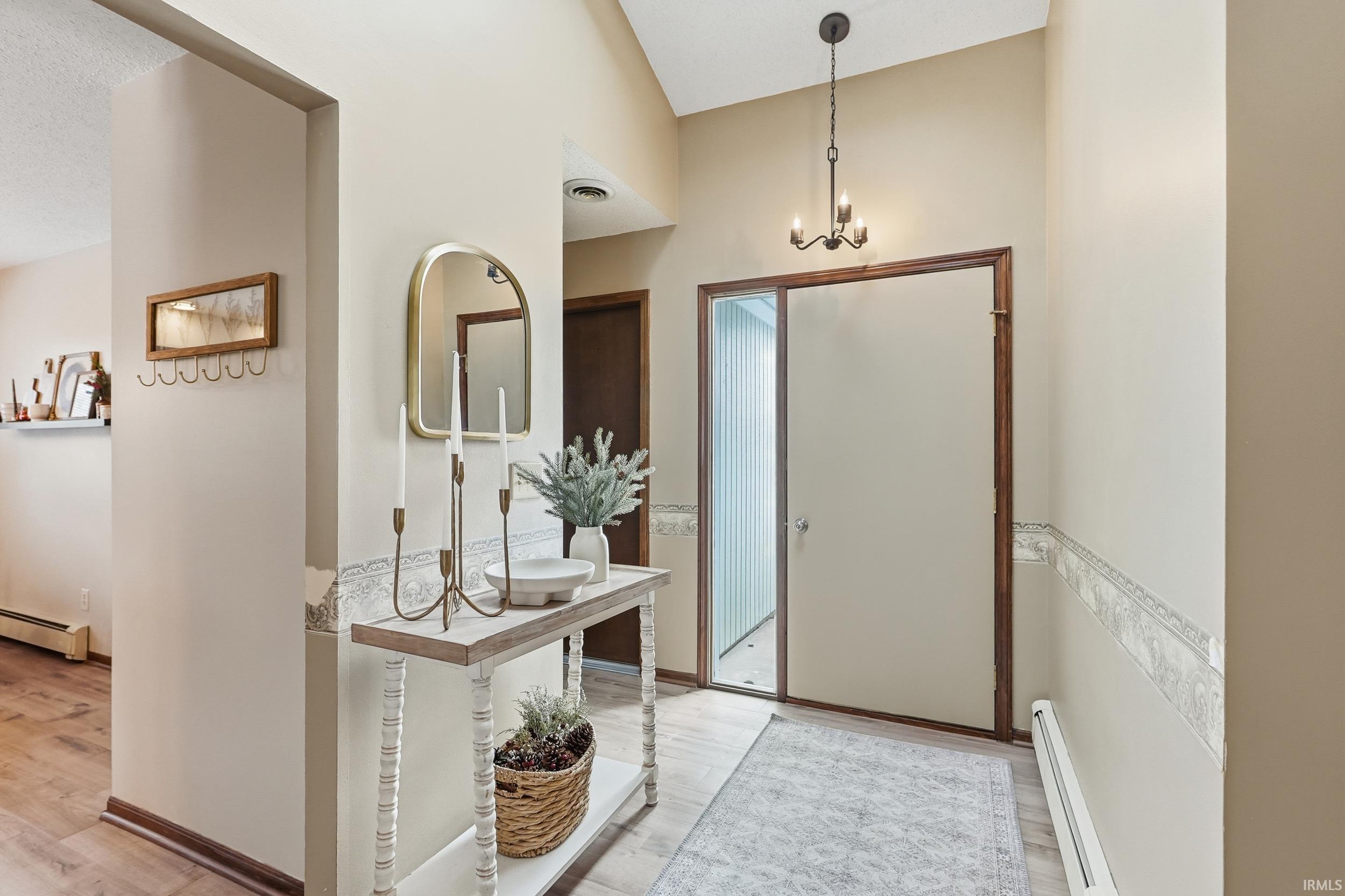 Homes for sale in Fort Wayne, IN | 1007 Easton Trl, Fort Wayne, IN 46825 | MLS# 202549066