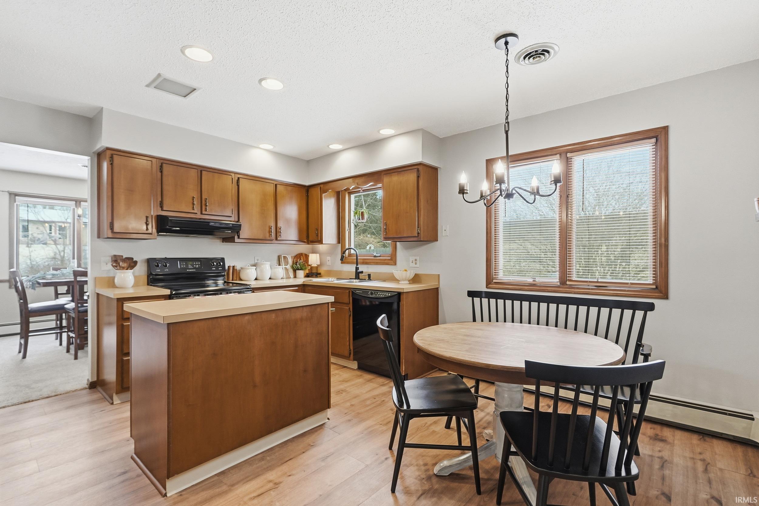 Homes for sale in Fort Wayne, IN | 1007 Easton Trl, Fort Wayne, IN 46825 | MLS# 202549066