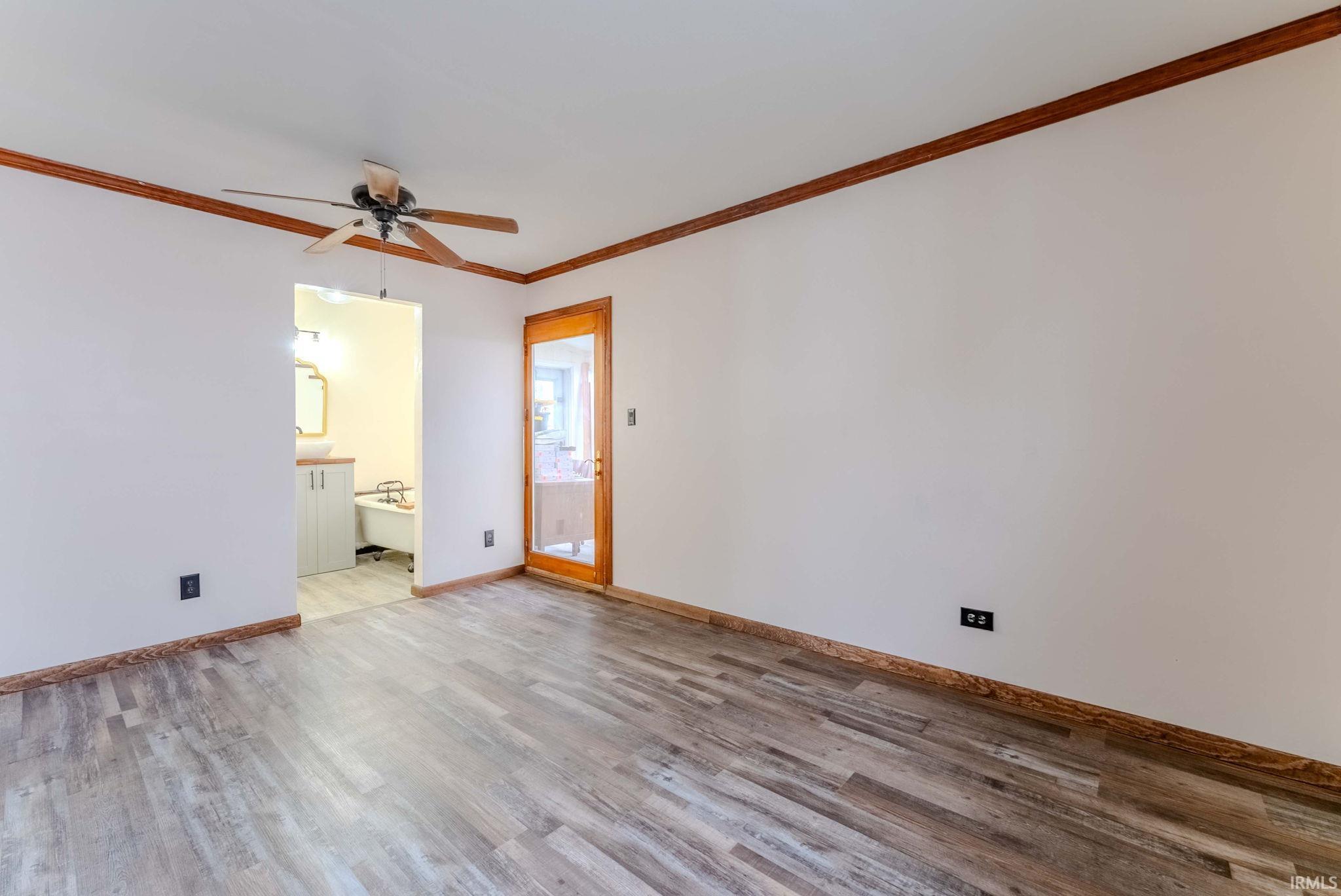 Photo 13 of 93 Sheridan Drive