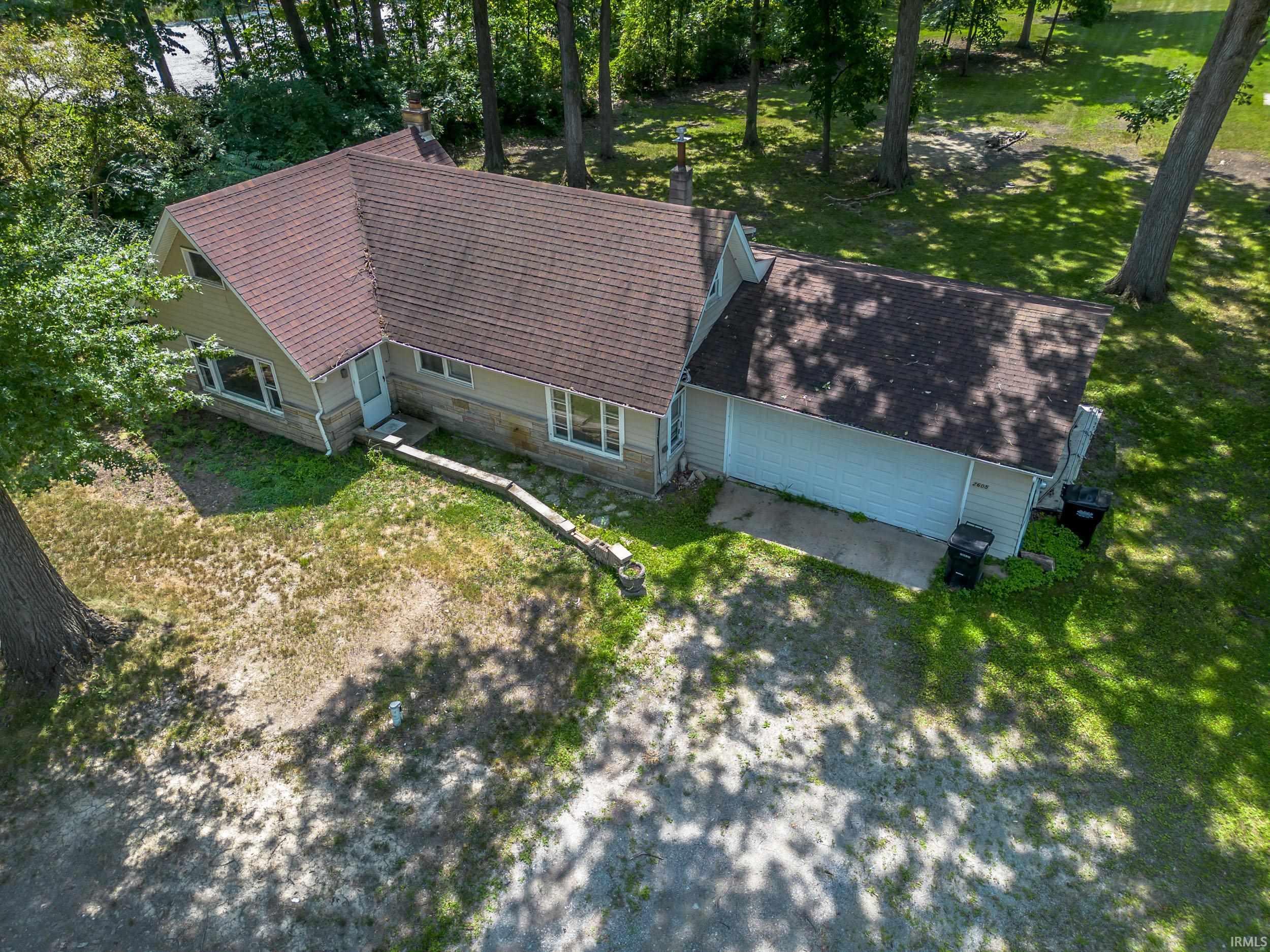 Photo 4 of 2605 W Dupont Road