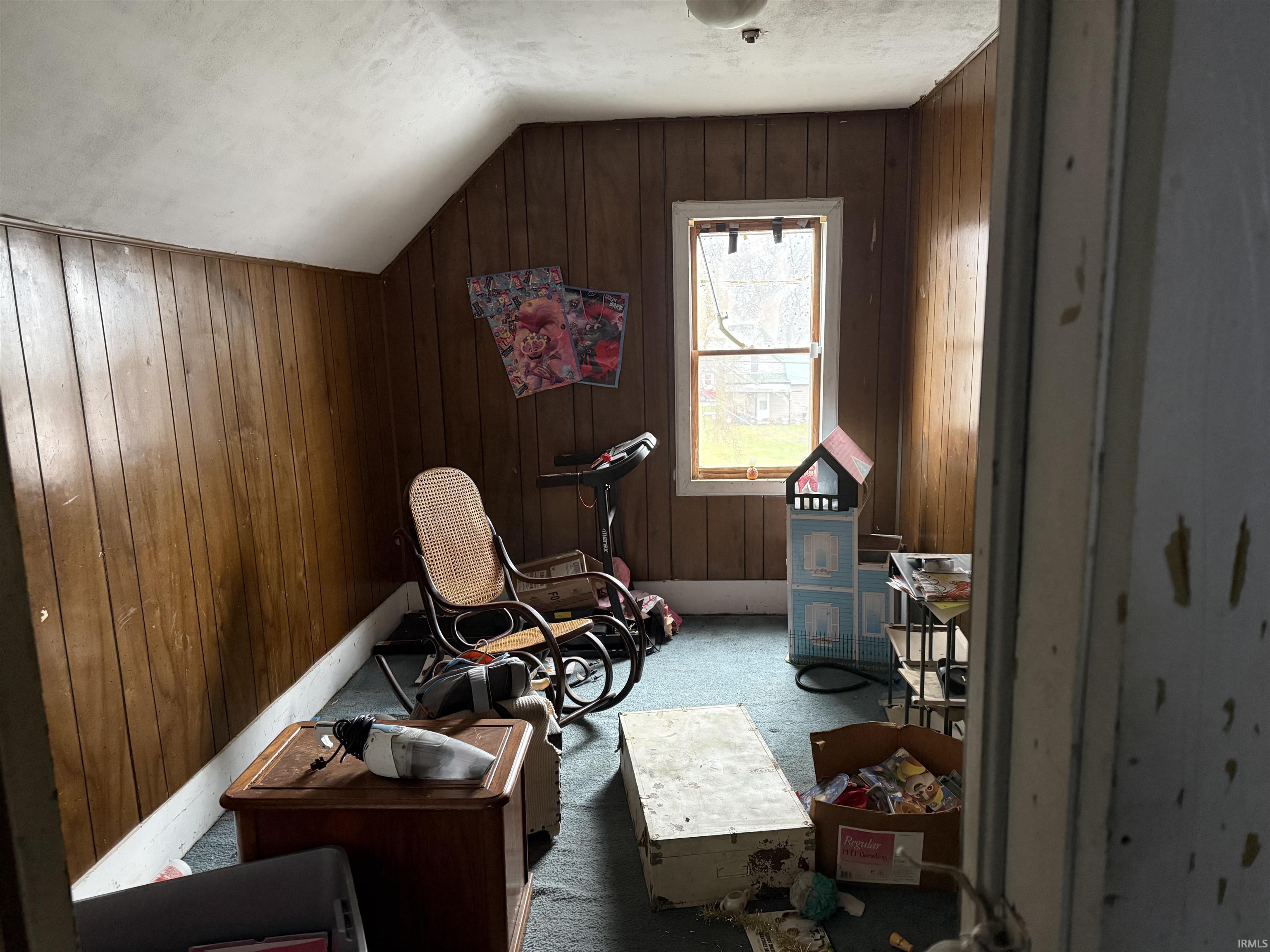 Homes for sale in Cromwell, IN | 239 N Jefferson St, Cromwell, IN 46732 | MLS# 202549297