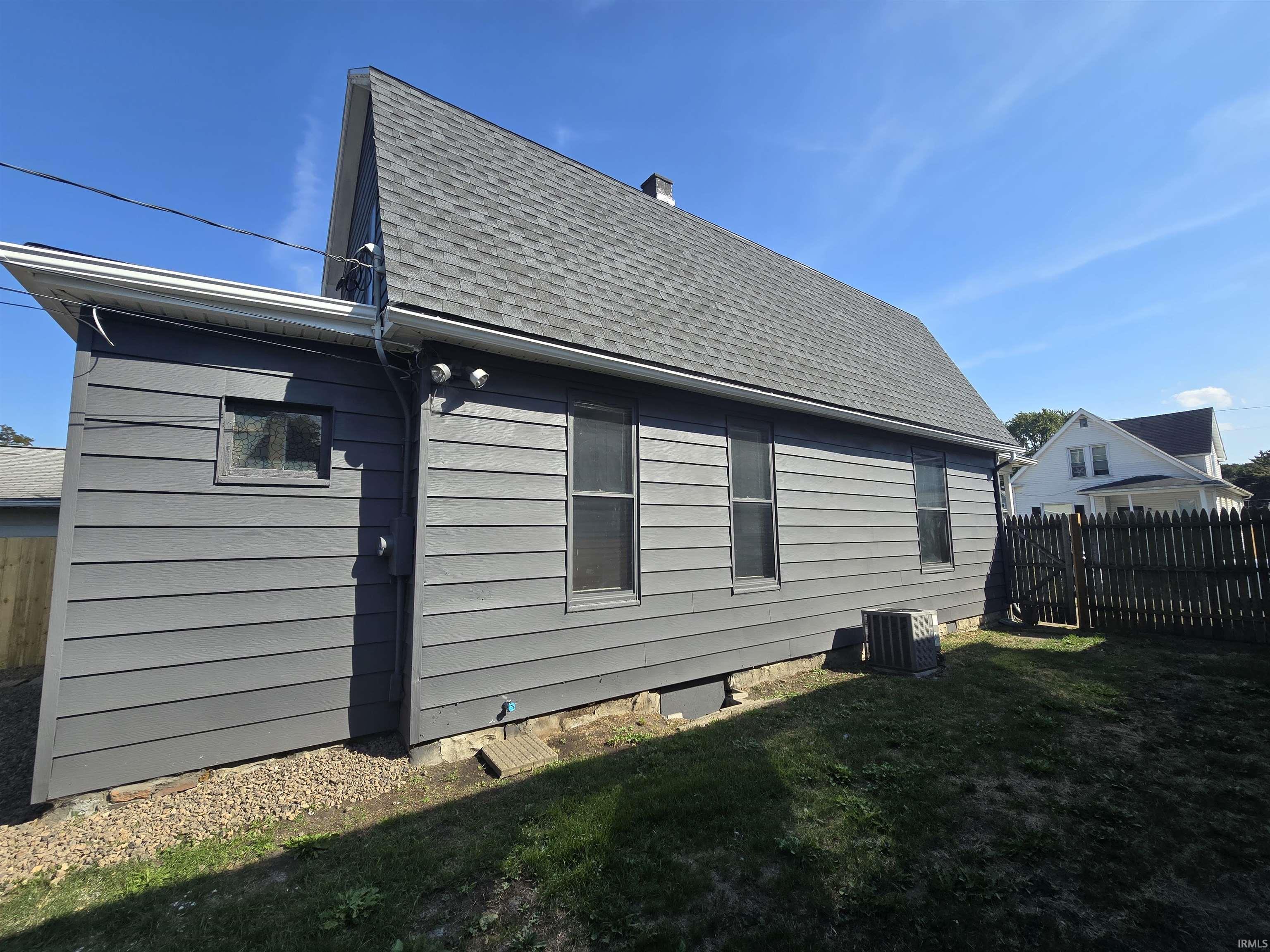 Homes for sale in Fort Wayne, IN | 627 Anderson Ave, Fort Wayne, IN 46805 | MLS# 202549300