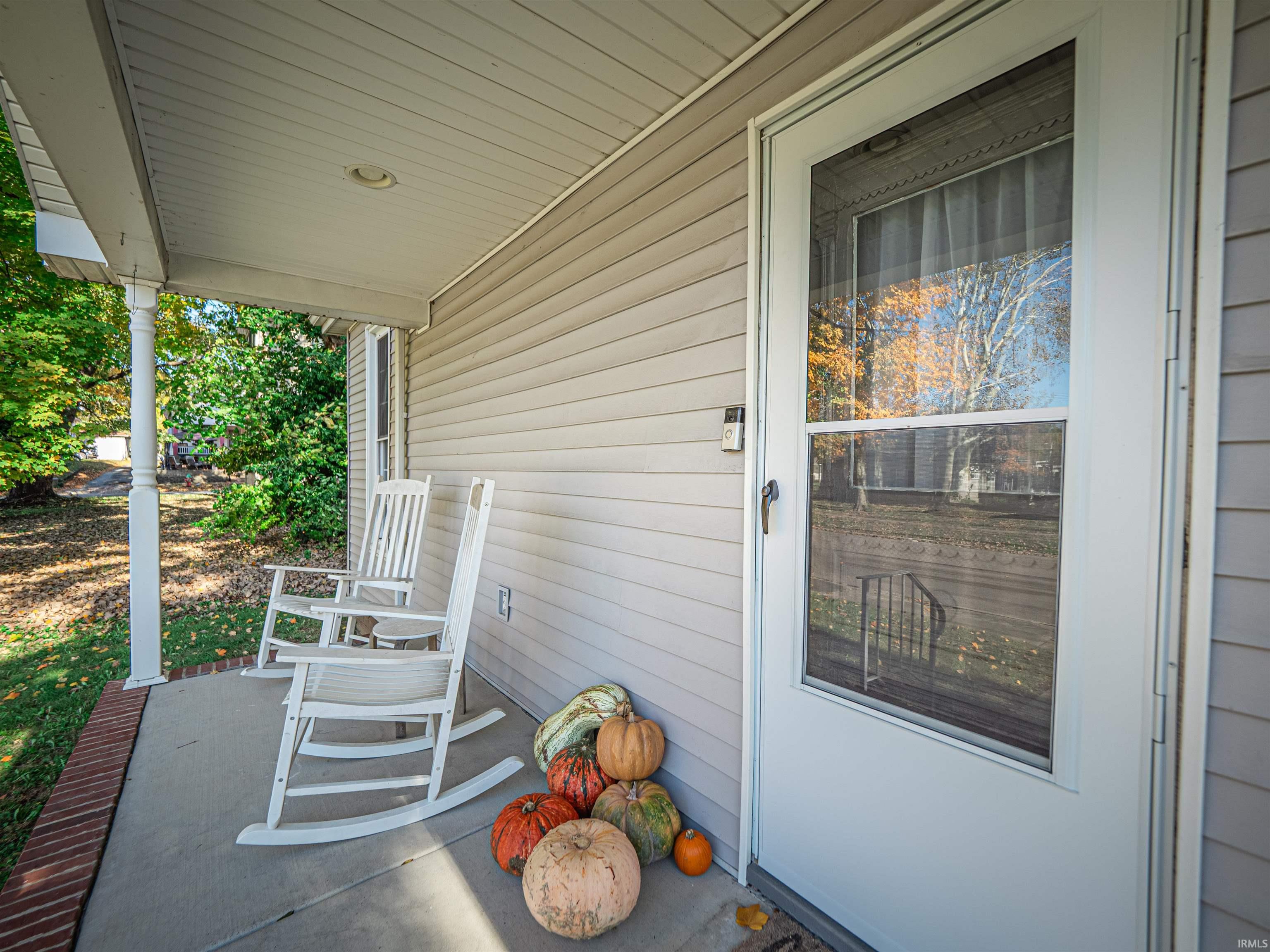 Homes for sale in Mount Vernon, IN | 722 College Ave, Mount Vernon, IN 47620 | MLS# 202549376