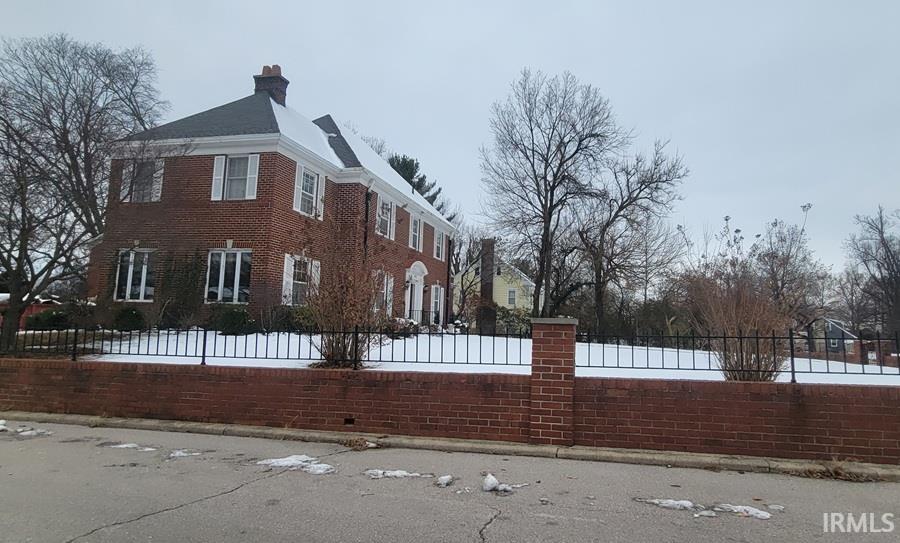 Homes for sale in Vincennes, IN | 1529 Old Orchard Rd, Vincennes, IN 47591 | MLS# 202549380