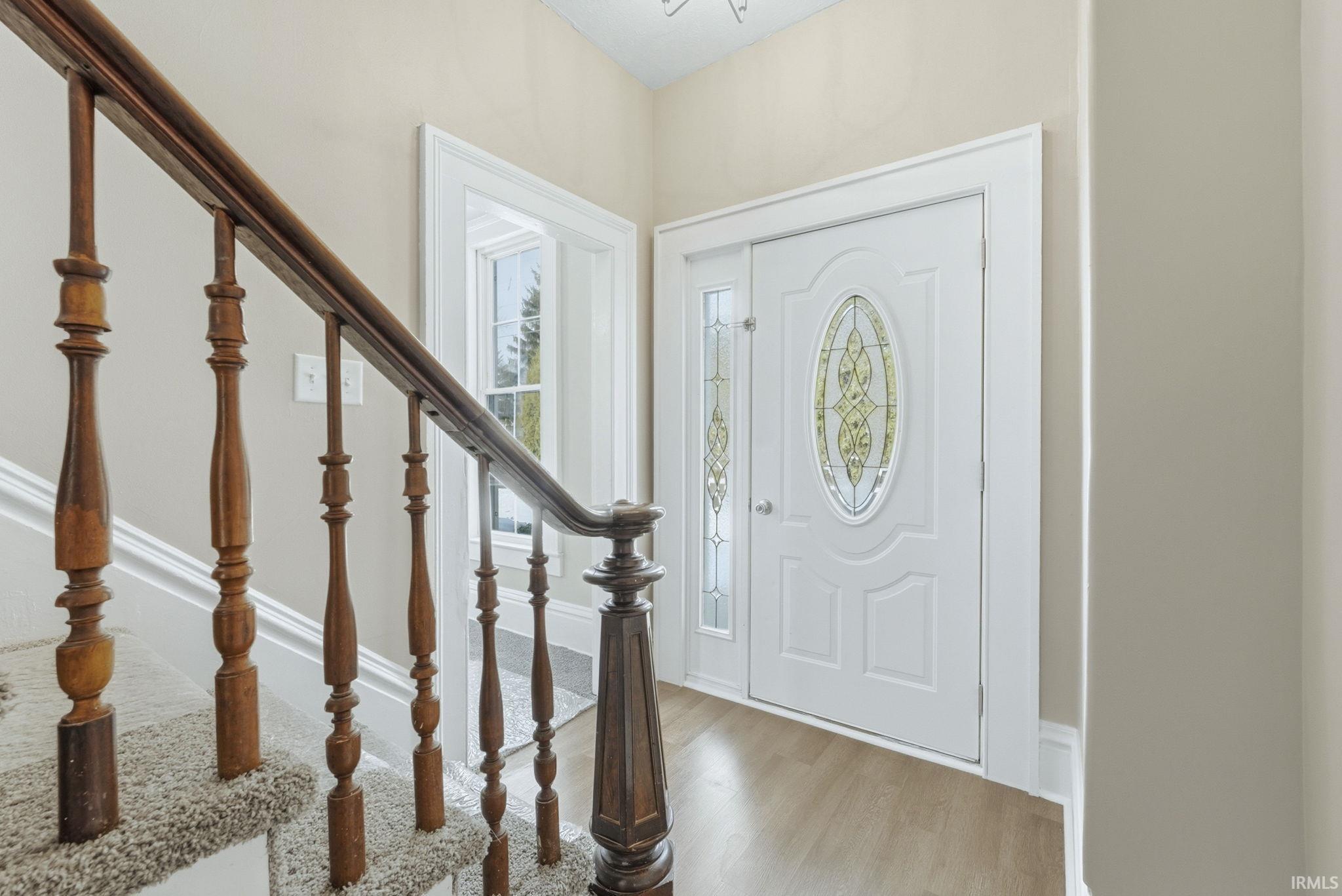 Homes for sale in Pierceton, IN | 201 W Pine St, Pierceton, IN 46562 | MLS# 202549381