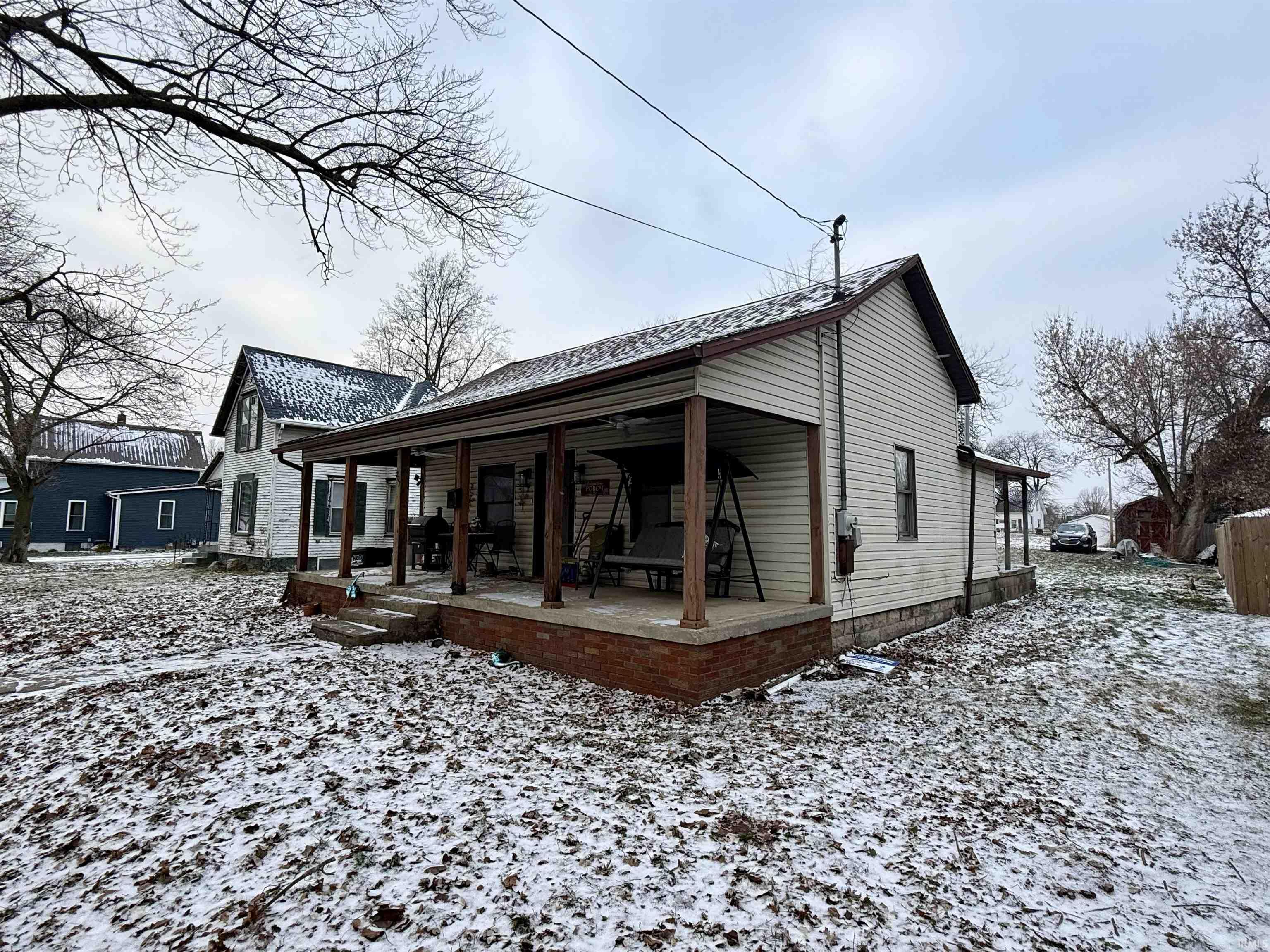 Homes for sale in Kendallville, IN | 207 E Lisle St, Kendallville, IN 46755 | MLS# 202549382