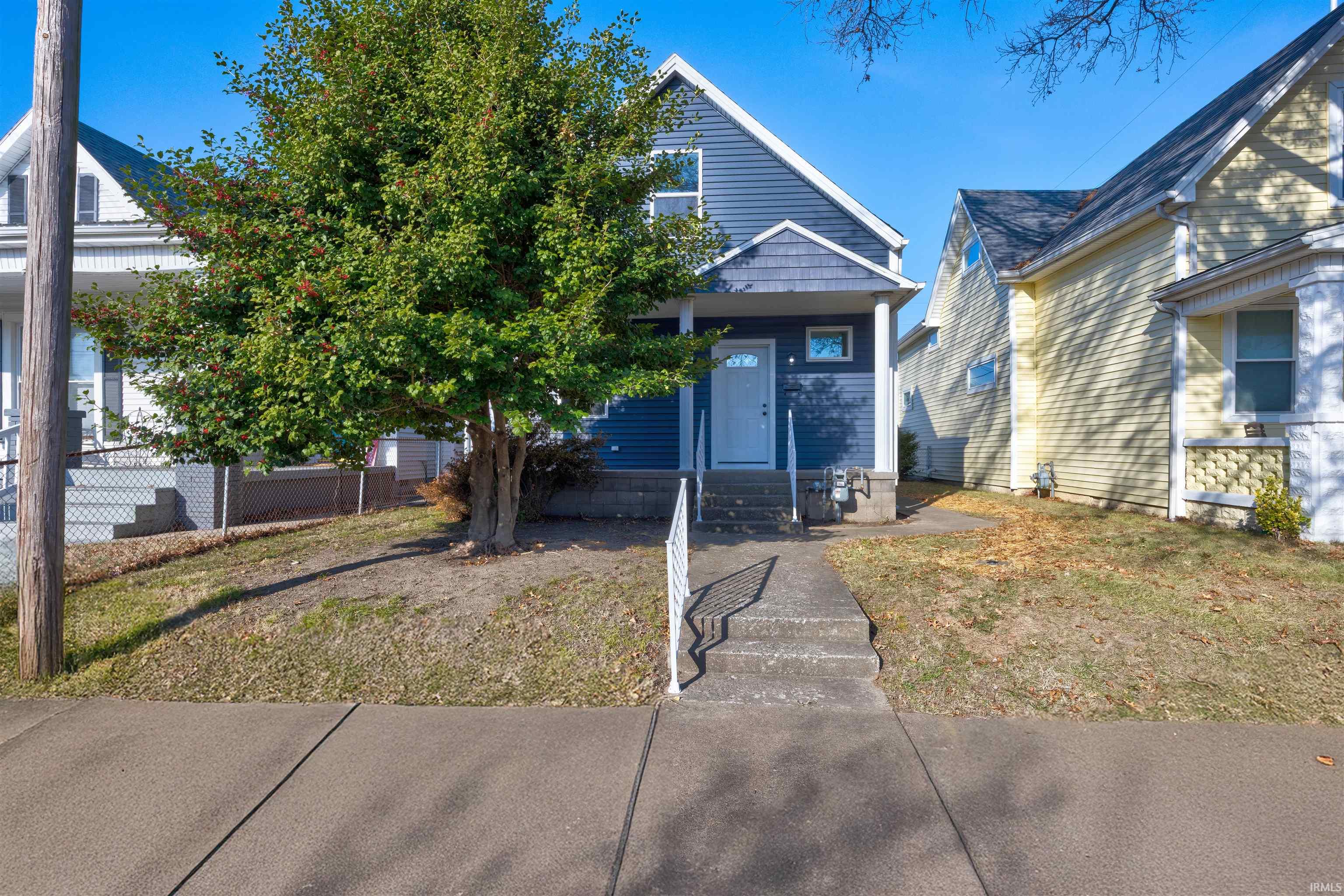 Homes for sale in Evansville, IN | 212 E Delaware St, Evansville, IN 47711 | MLS# 202549384