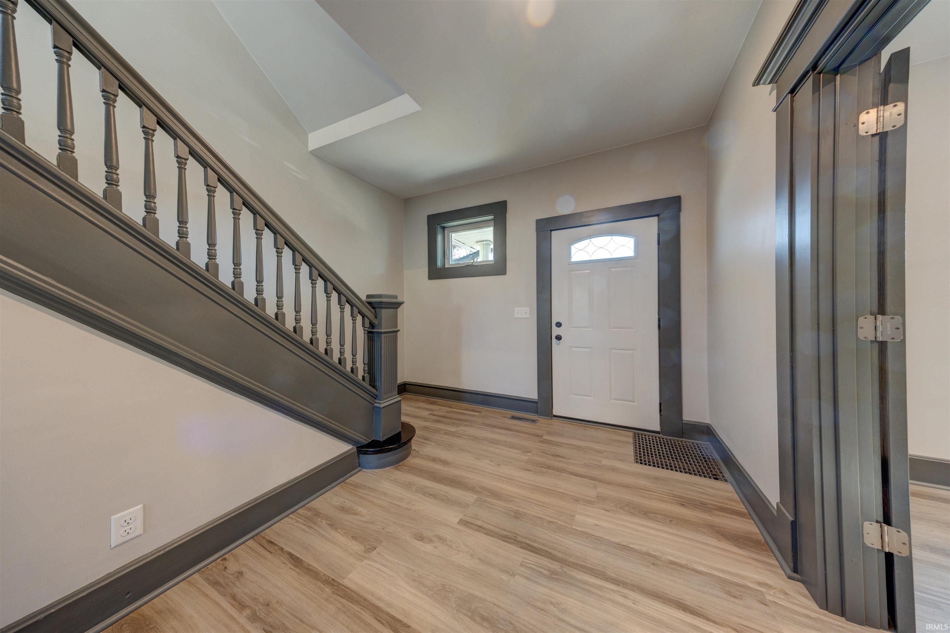 Homes for sale in Evansville, IN | 212 E Delaware St, Evansville, IN 47711 | MLS# 202549384