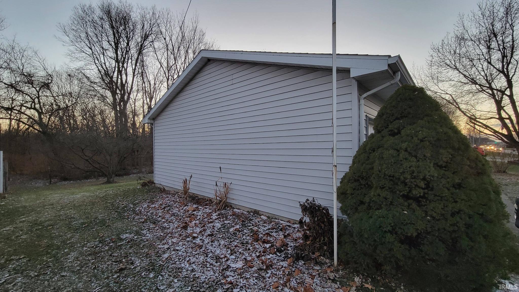 Homes for sale in Huntington, IN | 2535 W Park Dr, Huntington, IN 46750 | MLS# 202549385