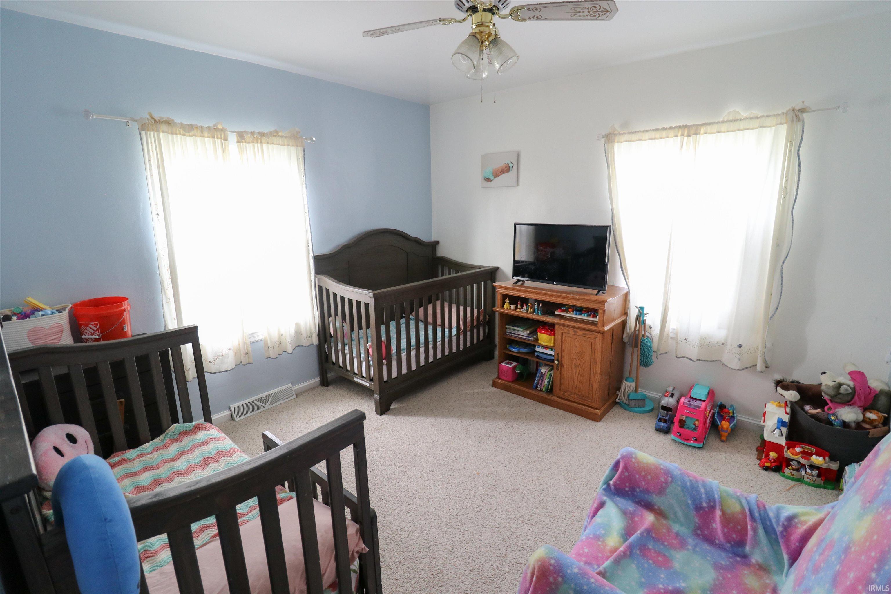 Homes for sale in Evansville, IN | 3701 Laurel Ave, Evansville, IN 47720 | MLS# 202549442