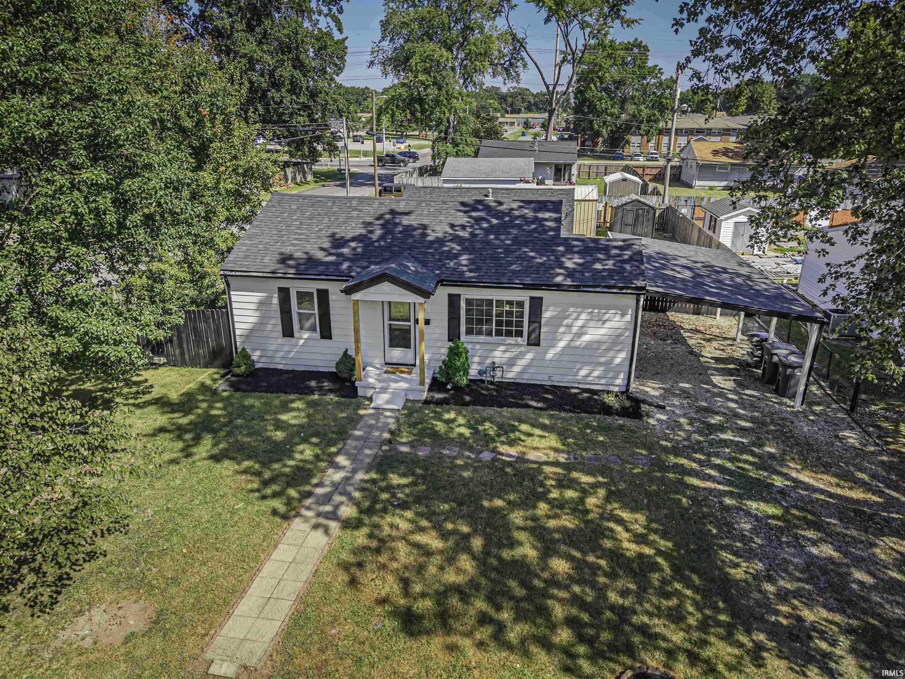 Homes for sale in Evansville, IN | 3600 Waggoner Ave, Evansville, IN 47714 | MLS# 202549526