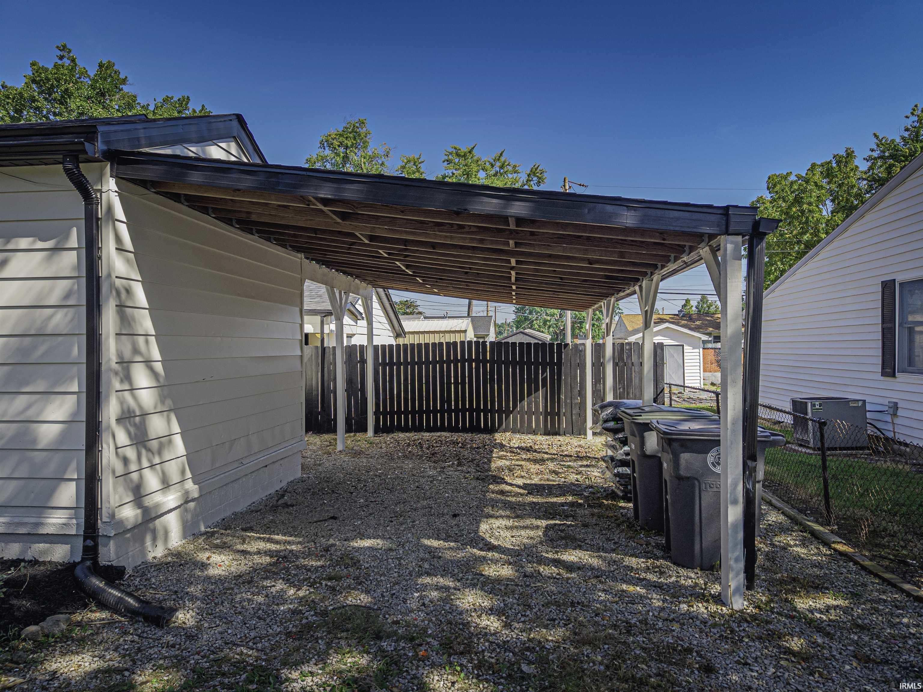 Homes for sale in Evansville, IN | 3600 Waggoner Ave, Evansville, IN 47714 | MLS# 202549526