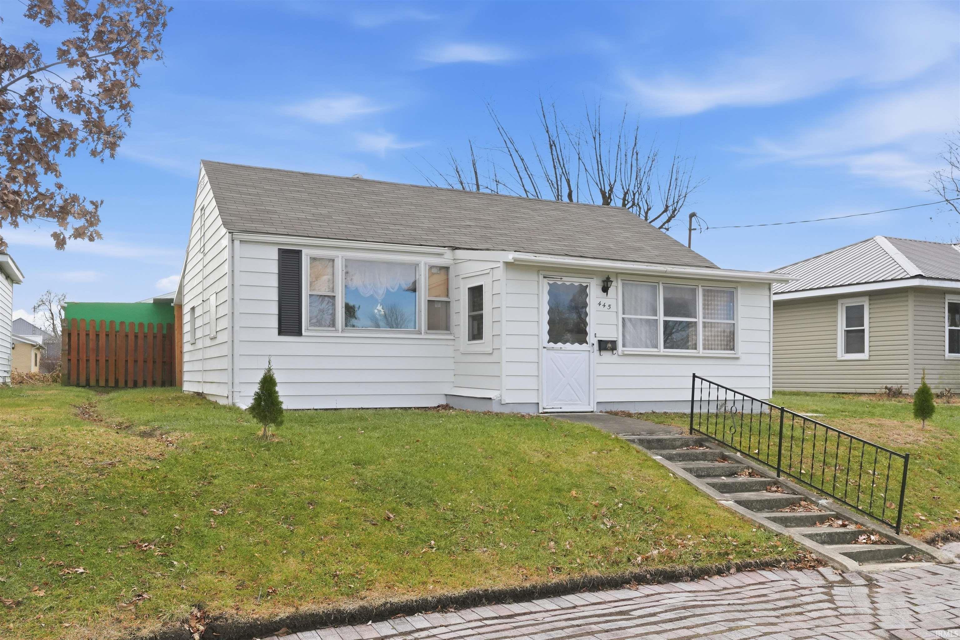 Homes for sale in Montpelier, IN | 445 W Huntington St, Montpelier, IN 47359 | MLS# 202549677