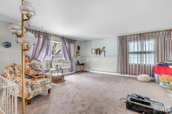 Homes for sale in Logansport, IN | 900 W Wabash Ave, Logansport, IN 46947 | MLS# 202549888