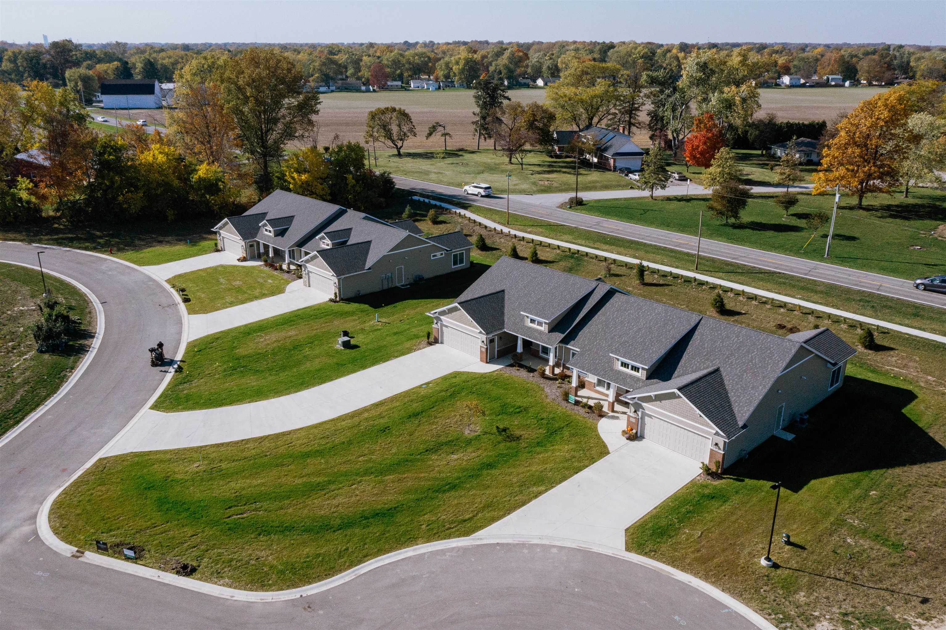 Photo 4 of 3212 W Bartlett Drive