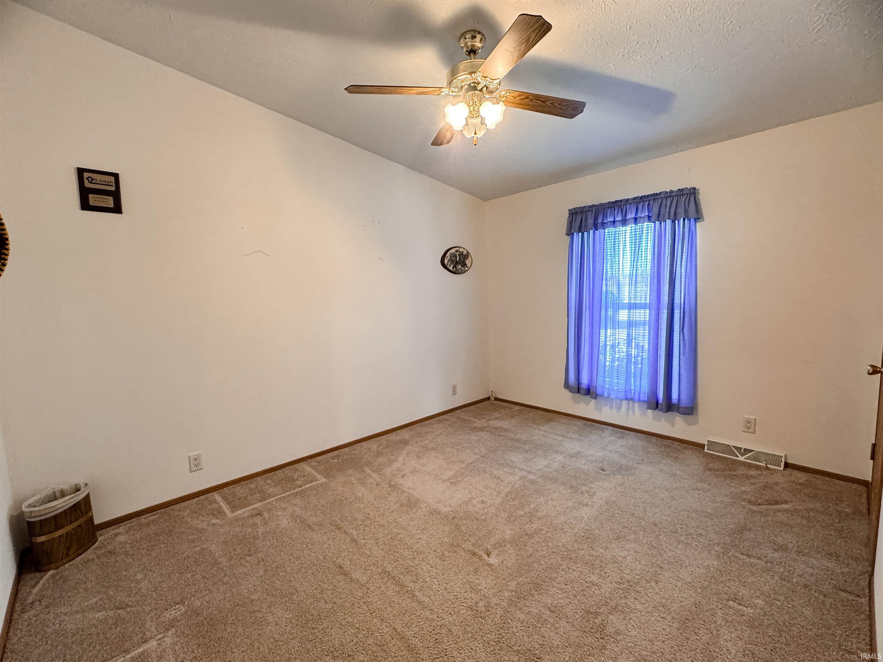 Homes for sale in Sharpsville, IN | 3789 W 600 North, Sharpsville, IN 46068 | MLS# 202600378