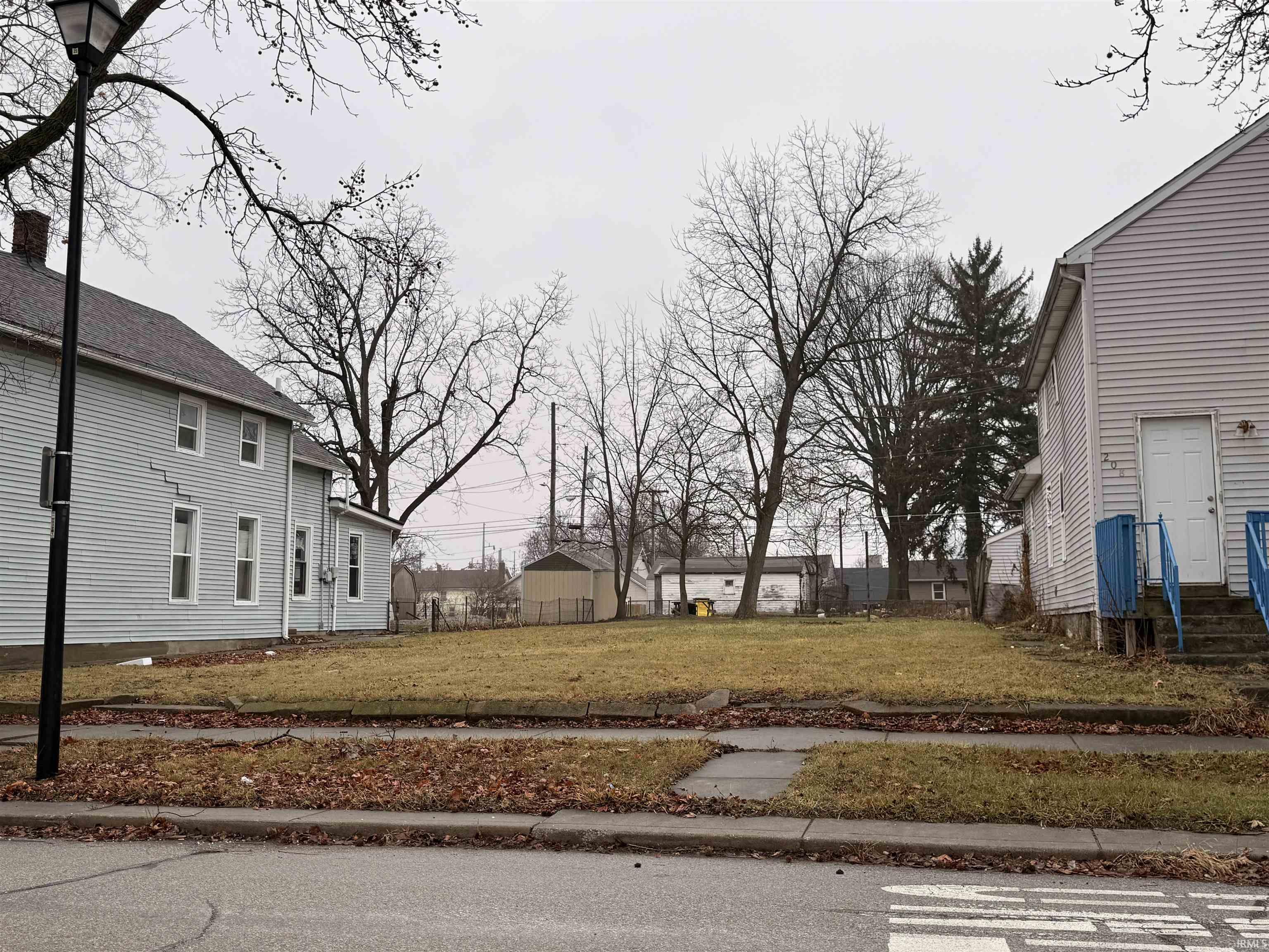 Photo 1 of 214 W Williams Street