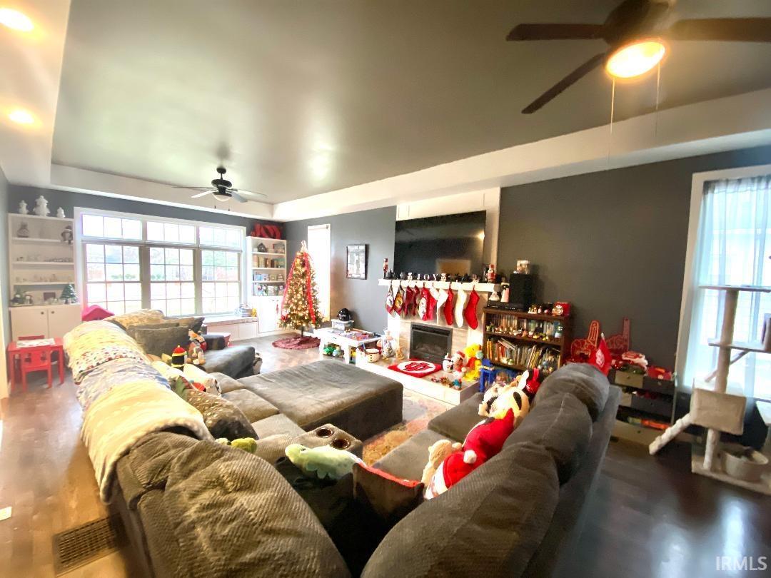 Homes for sale in Worthington, IN | 28 N Edward St, Worthington, IN 47471 | MLS# 202600704