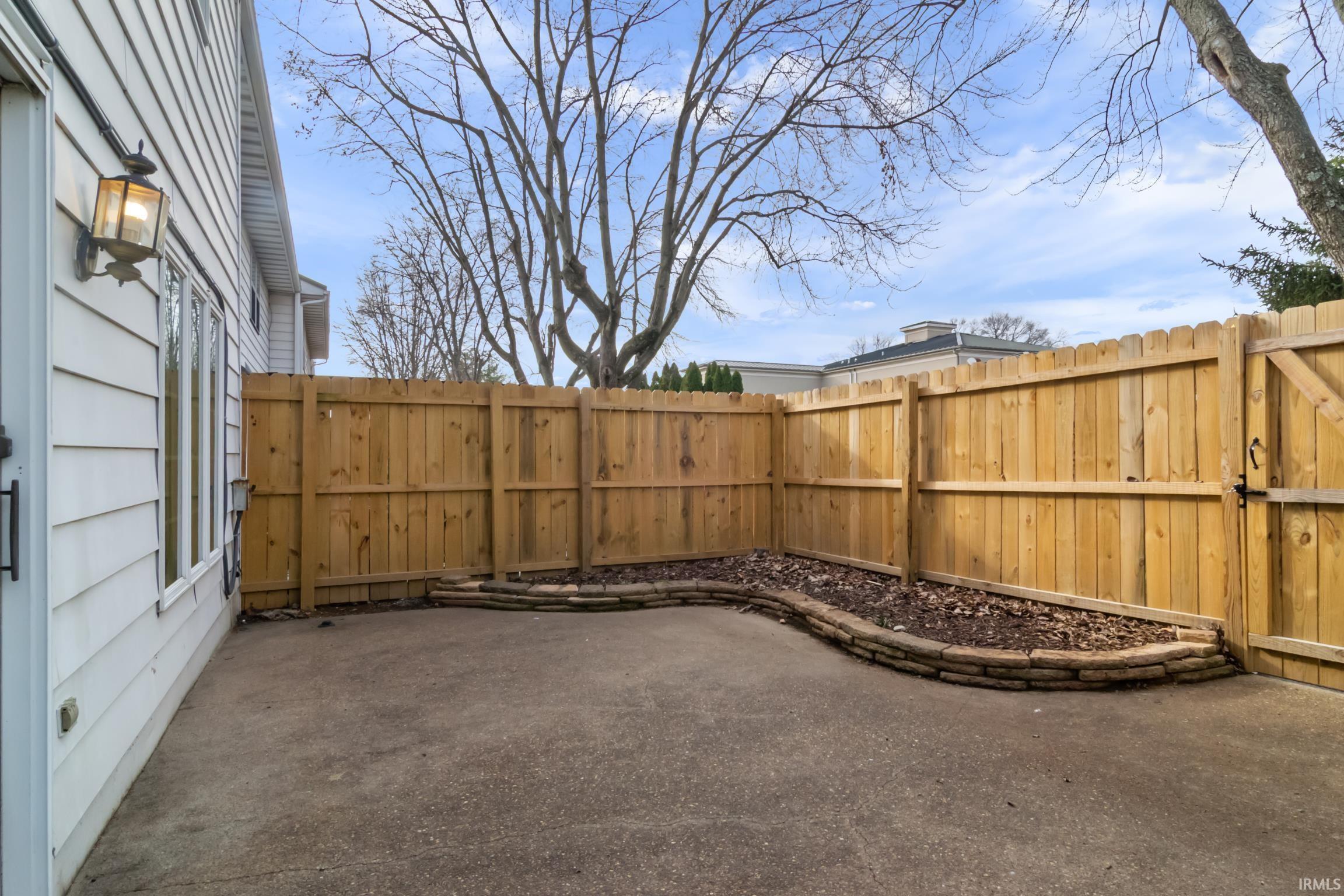 Homes for sale in Evansville, IN | 1033 Burdette Ave, Evansville, IN 47714 | MLS# 202600770