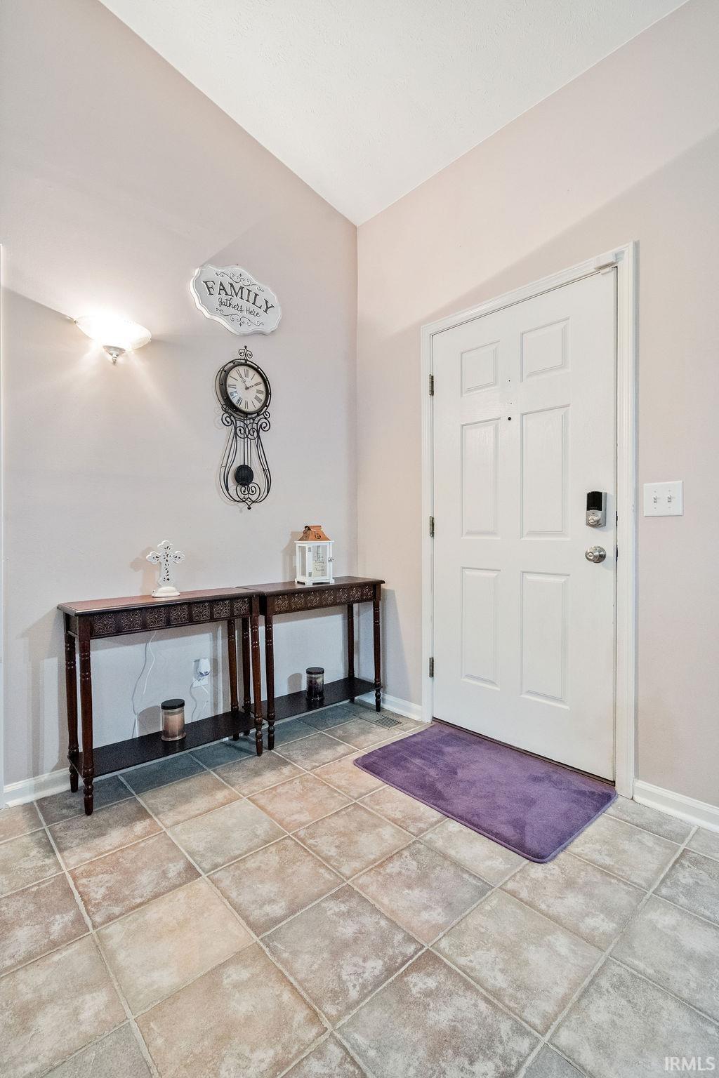 Homes for sale in Sharpsville, IN | 118 Lee Dr, Sharpsville, IN 46068 | MLS# 202600973