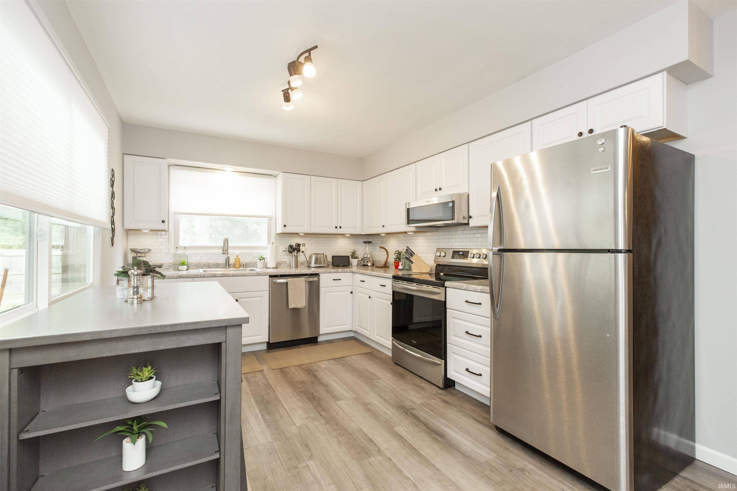 Homes for sale in South Bend, IN | 1365 E Riding Mall Dr, South Bend, IN 46614 | MLS# 202601077