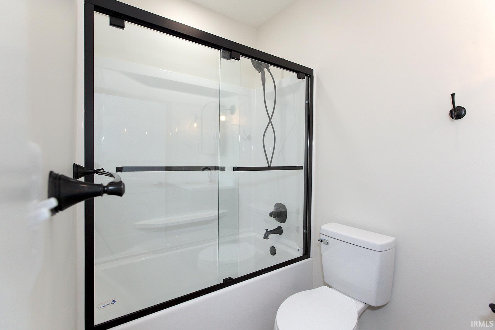 Photo 21 of 534 Mayne Street