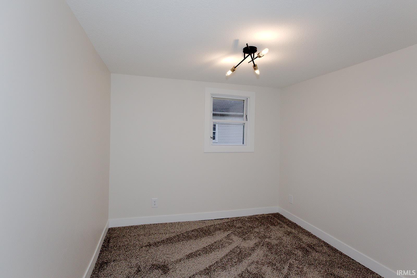 Photo 22 of 534 Mayne Street