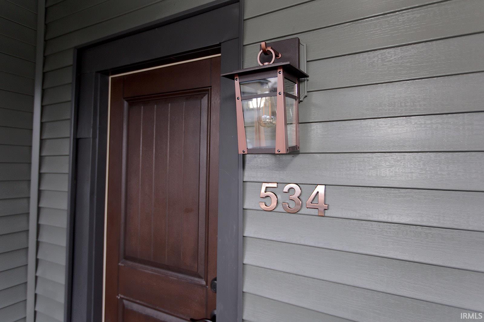 Photo 3 of 534 Mayne Street