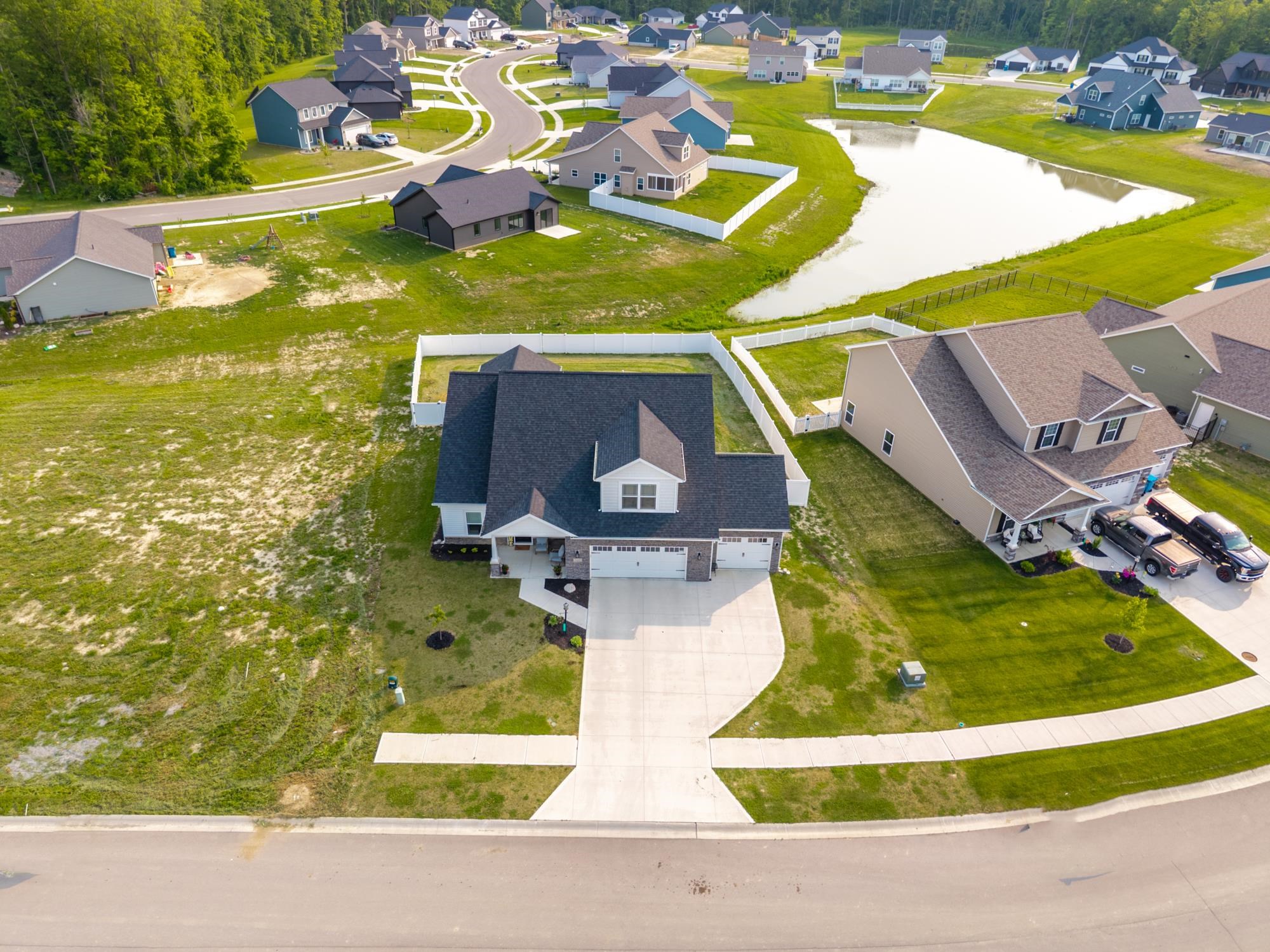 3411 Beowulf Run, Auburn, IN 46706