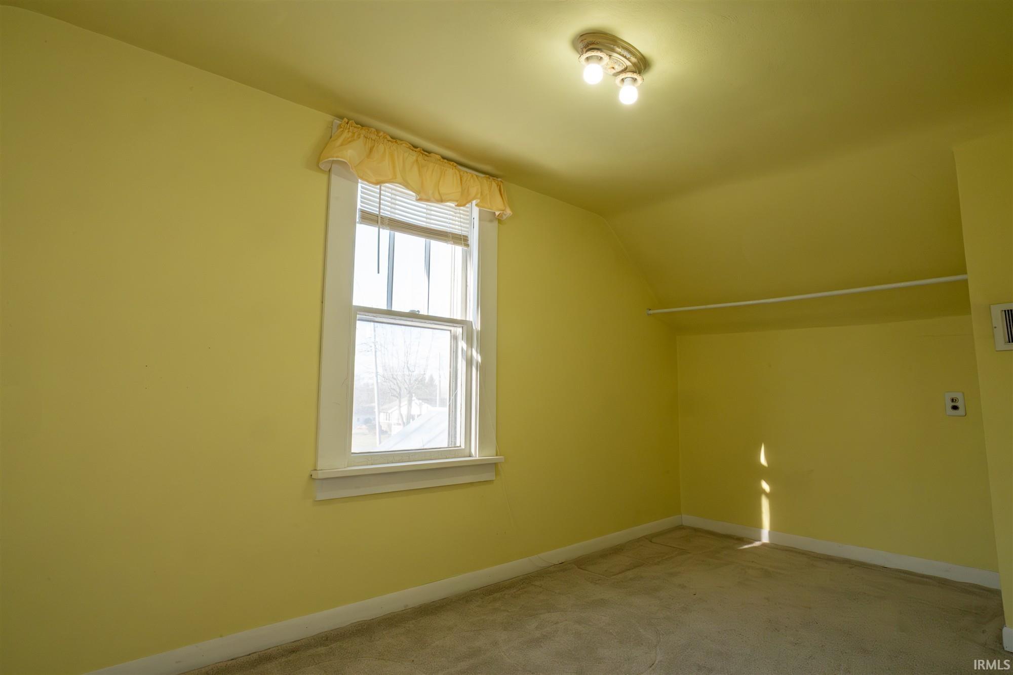 Homes for sale in Pleasant Lake, IN | 1525 Ozark St, Pleasant Lake, IN 46779 | MLS# 202601241