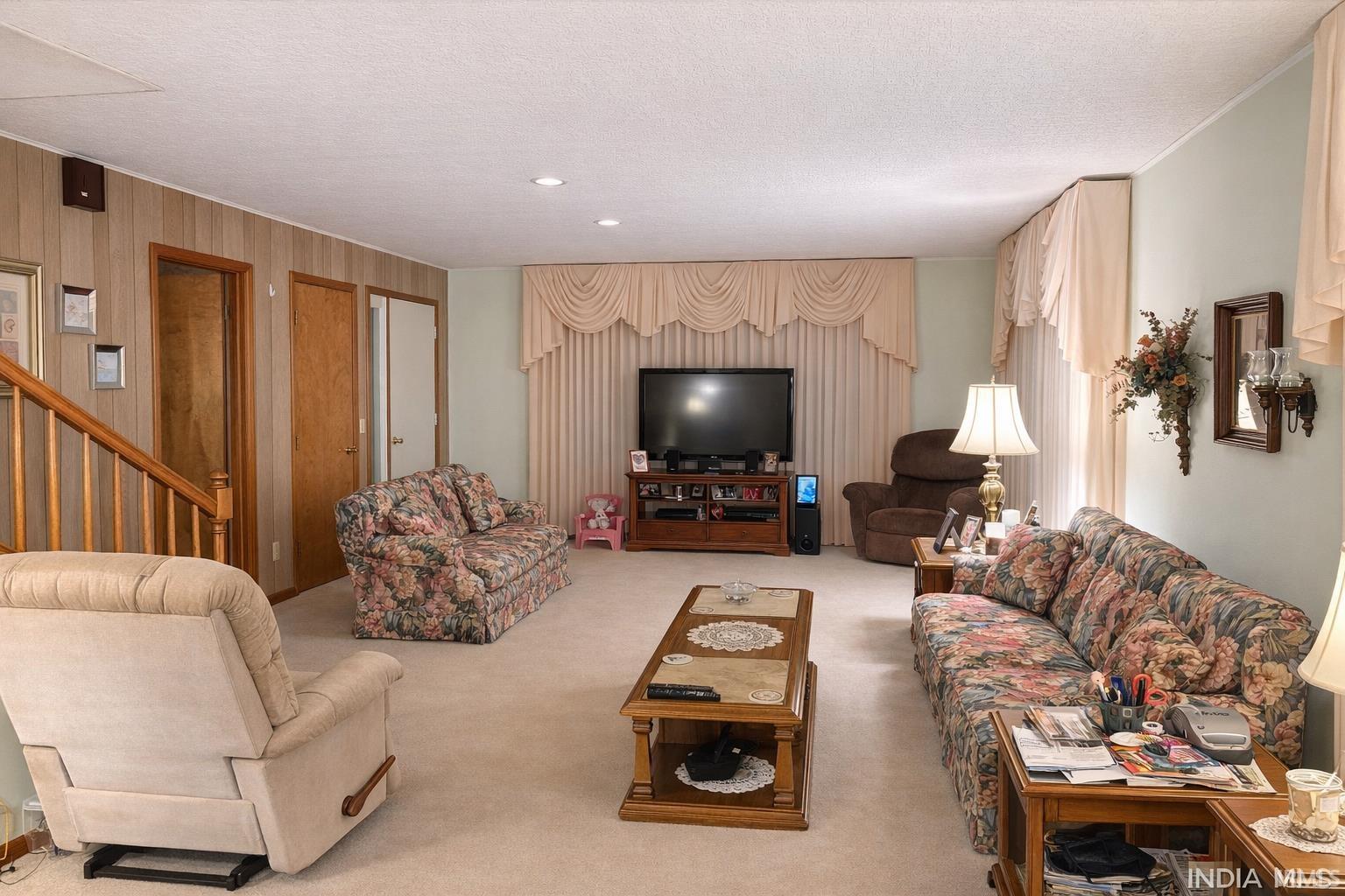 Homes for sale in Walton, IN | 6828 S 600 E, Walton, IN 46994 | MLS# 202601512