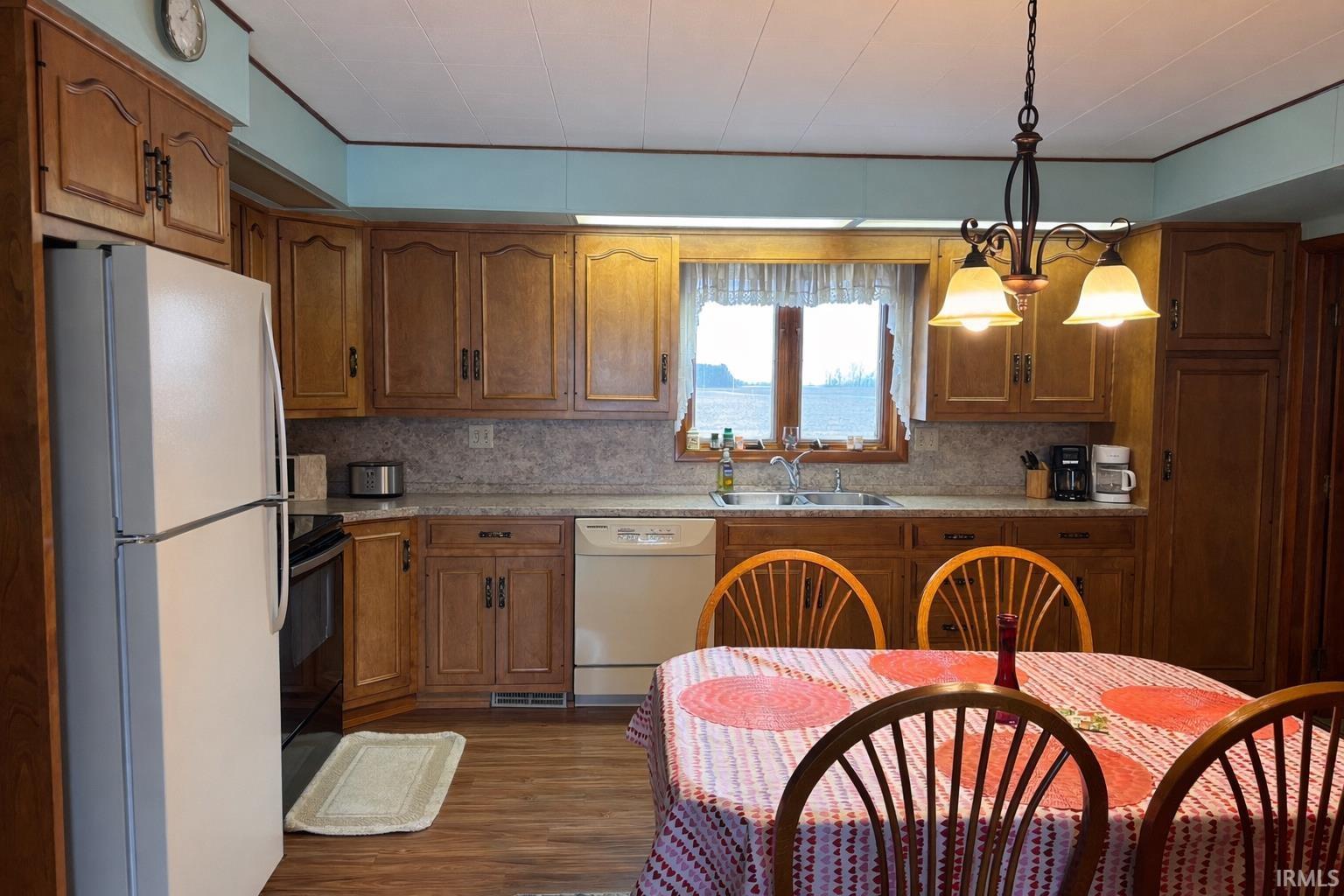 Homes for sale in Walton, IN | 6828 S 600 E, Walton, IN 46994 | MLS# 202601512