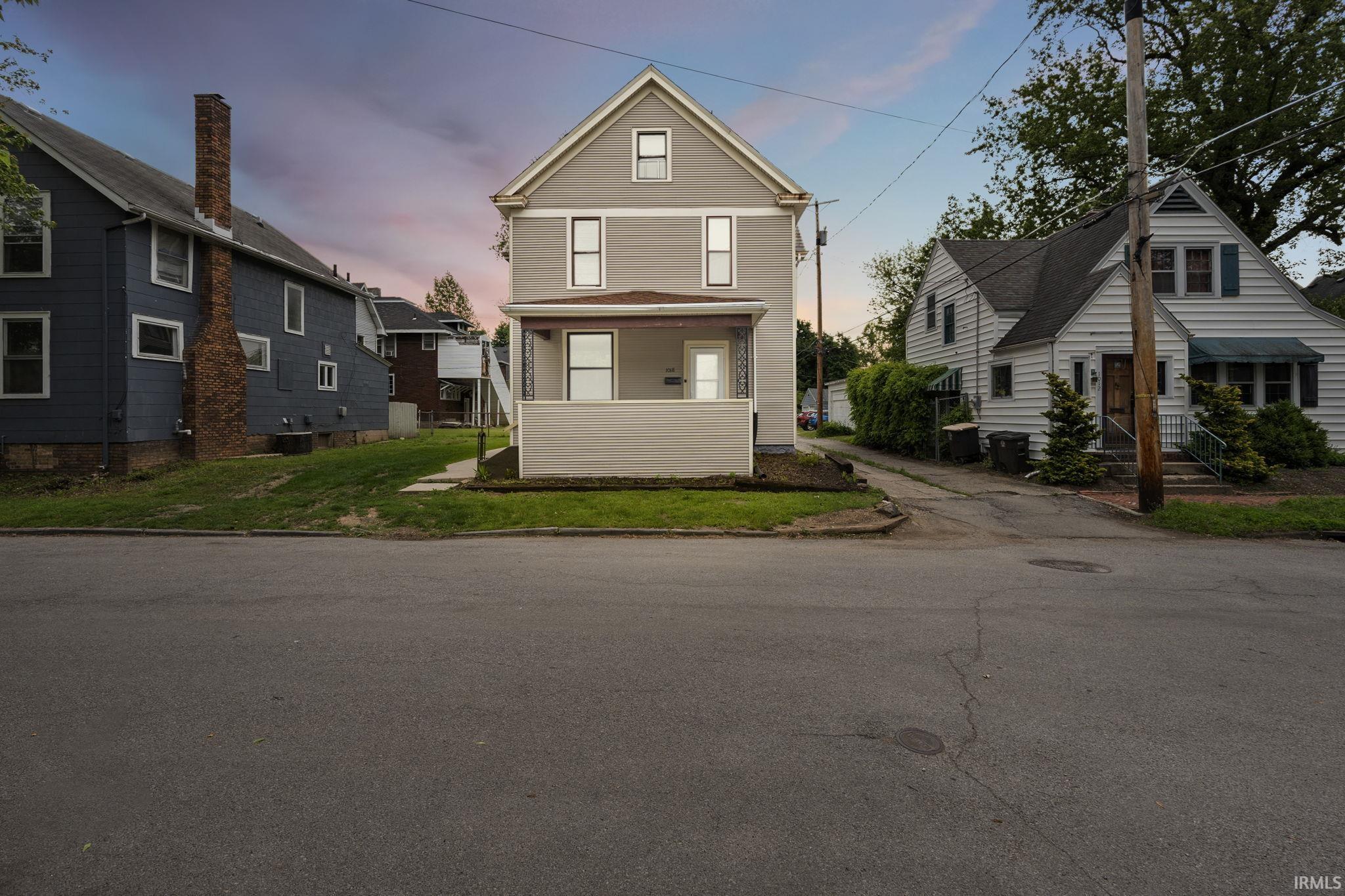 Photo 0 of 1018 Loree Street