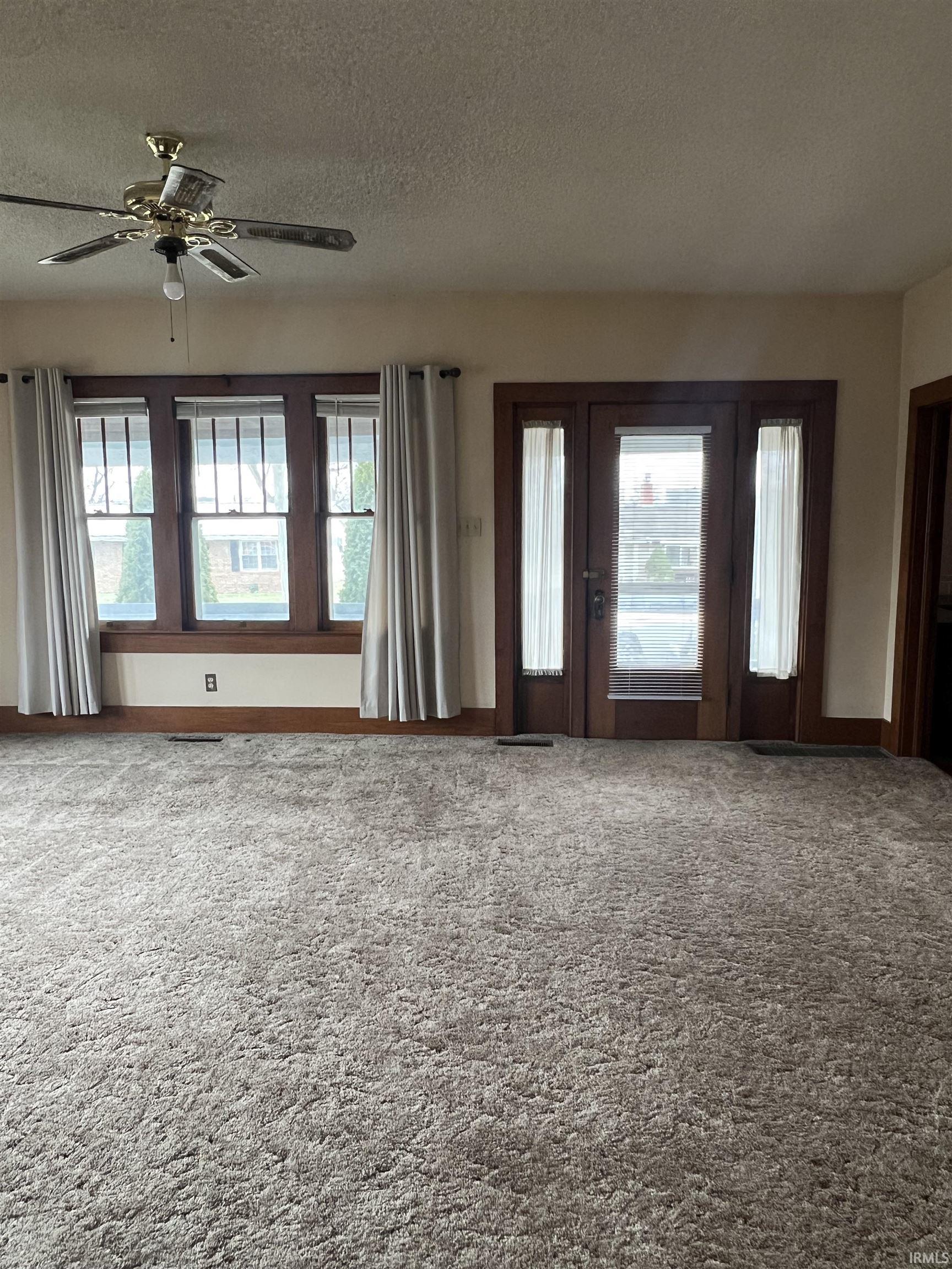 Homes for sale in Ossian, IN | 205 E Craig St, Ossian, IN 46777 | MLS# 202601945