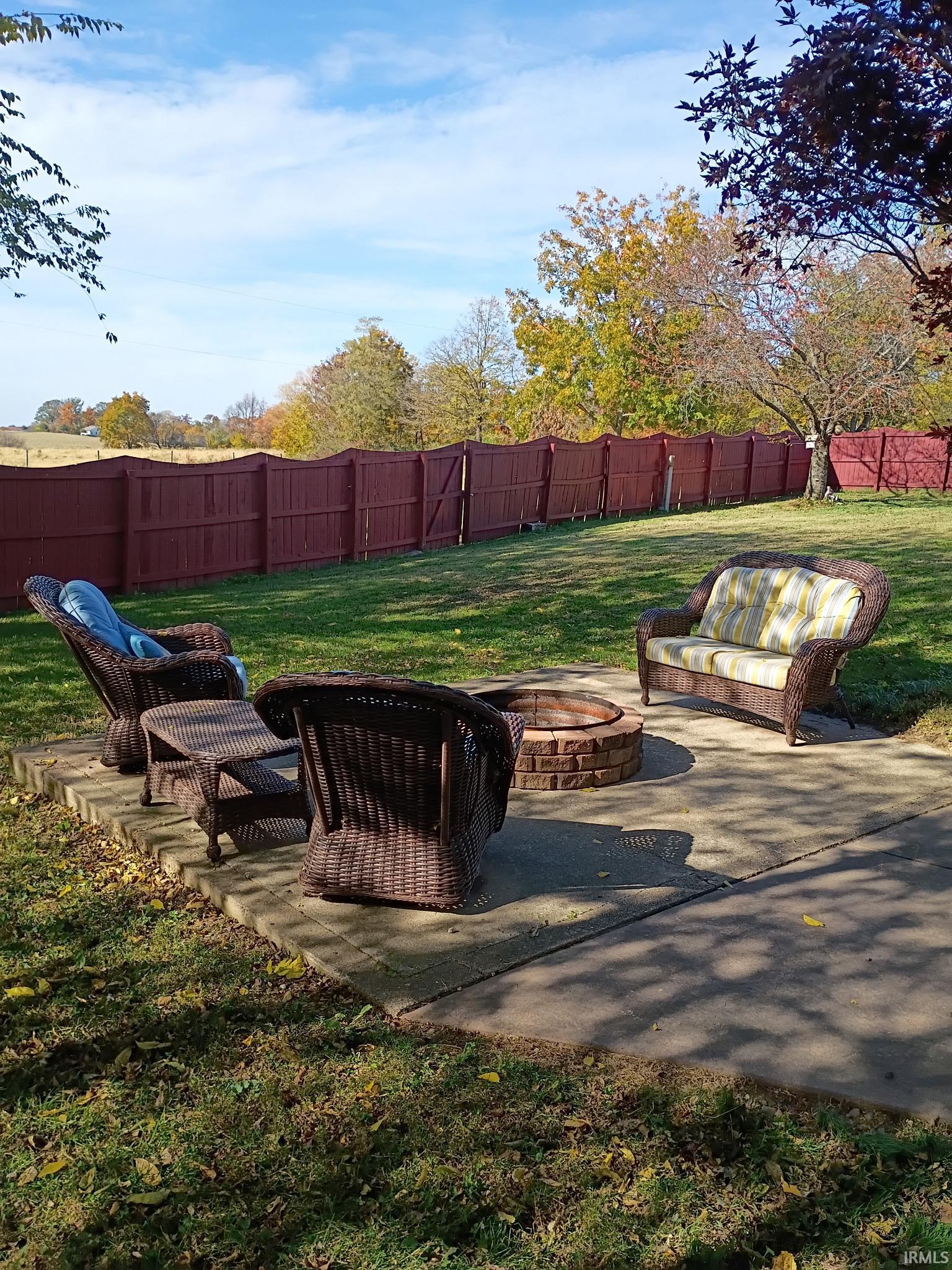 Homes for sale in Haubstadt, IN | 19100 Owensville Rd, Haubstadt, IN 47639 | MLS# 202602468