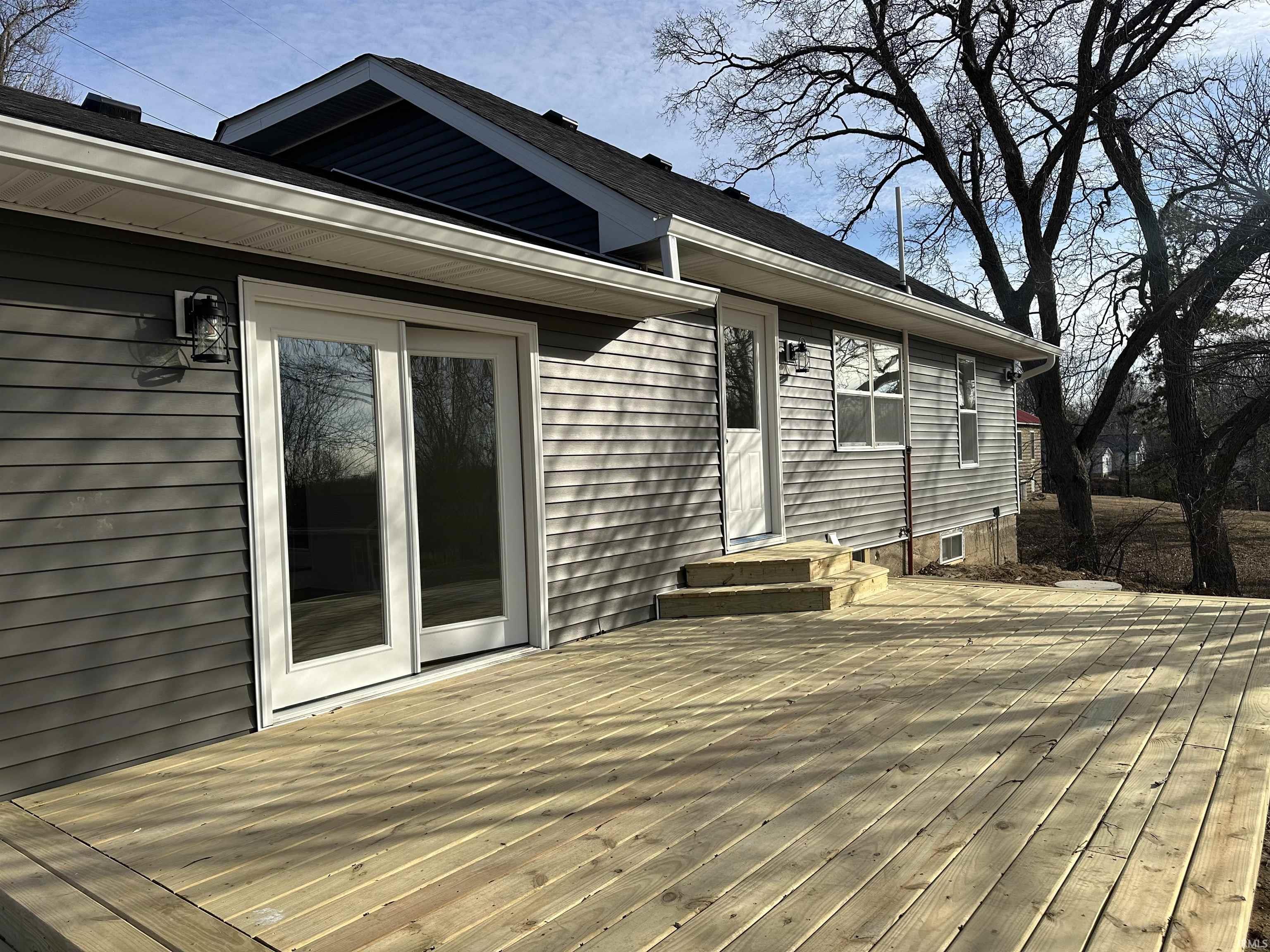 Homes for sale in Bloomfield, IN | 1201 N St Rd 157 Rd, Bloomfield, IN 47424 | MLS# 202602686