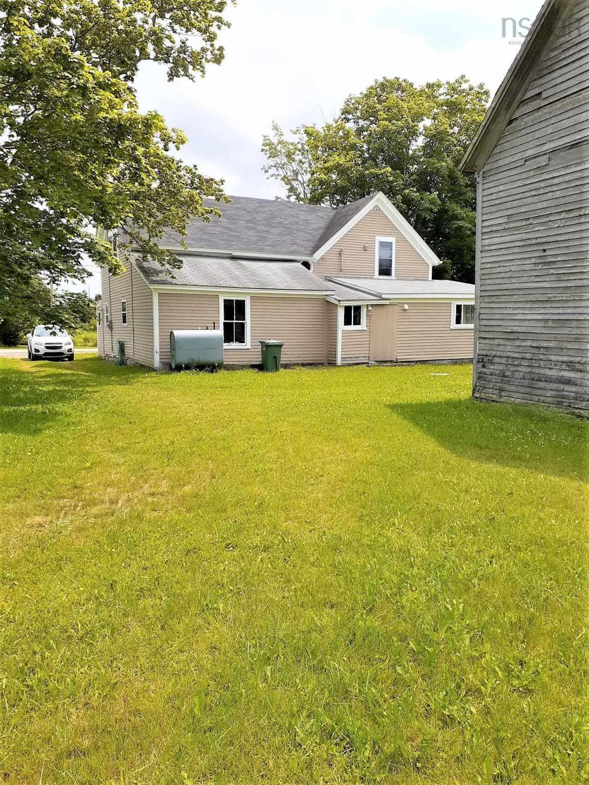 Properties Coldwell Banker Supercity Realty