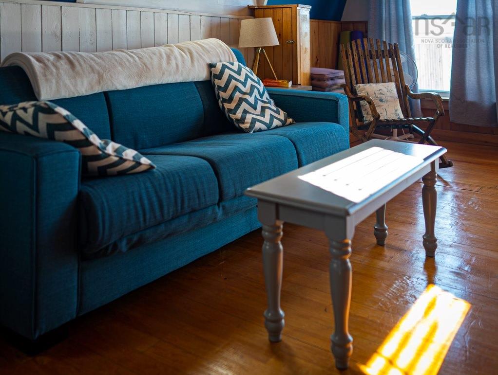 $1,100,000.00: 15283 Cabot Trail, Chéticamp