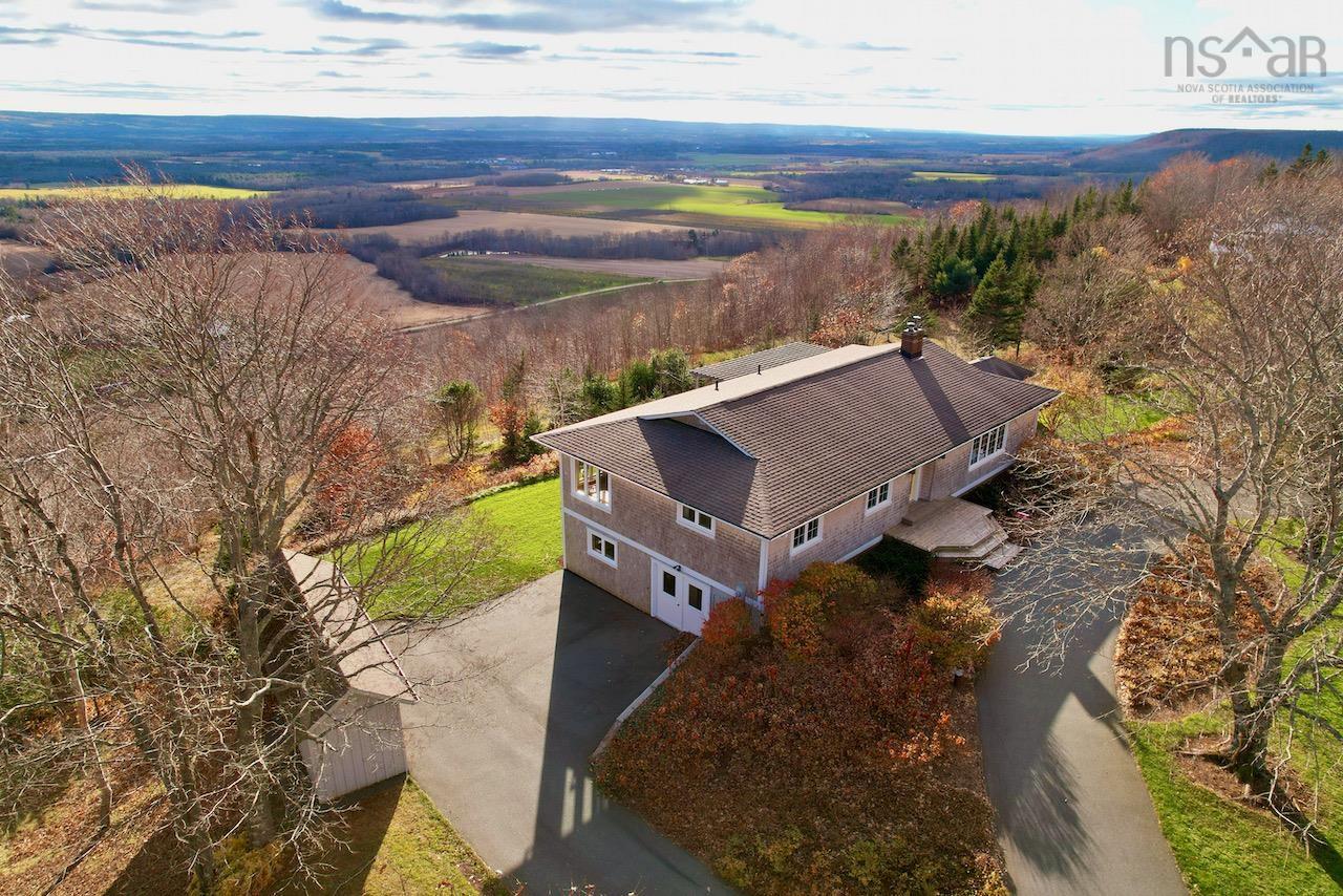 128 Foleaze Park Drive, Brow of the Mountain, NS (MLS® 202128656) | Brow of the Mountain Real Estate | RE/MAX Halifax
