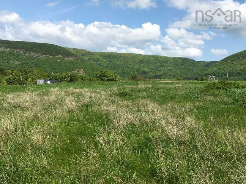 $25,000.00: Cabot Trail, Grand Étang