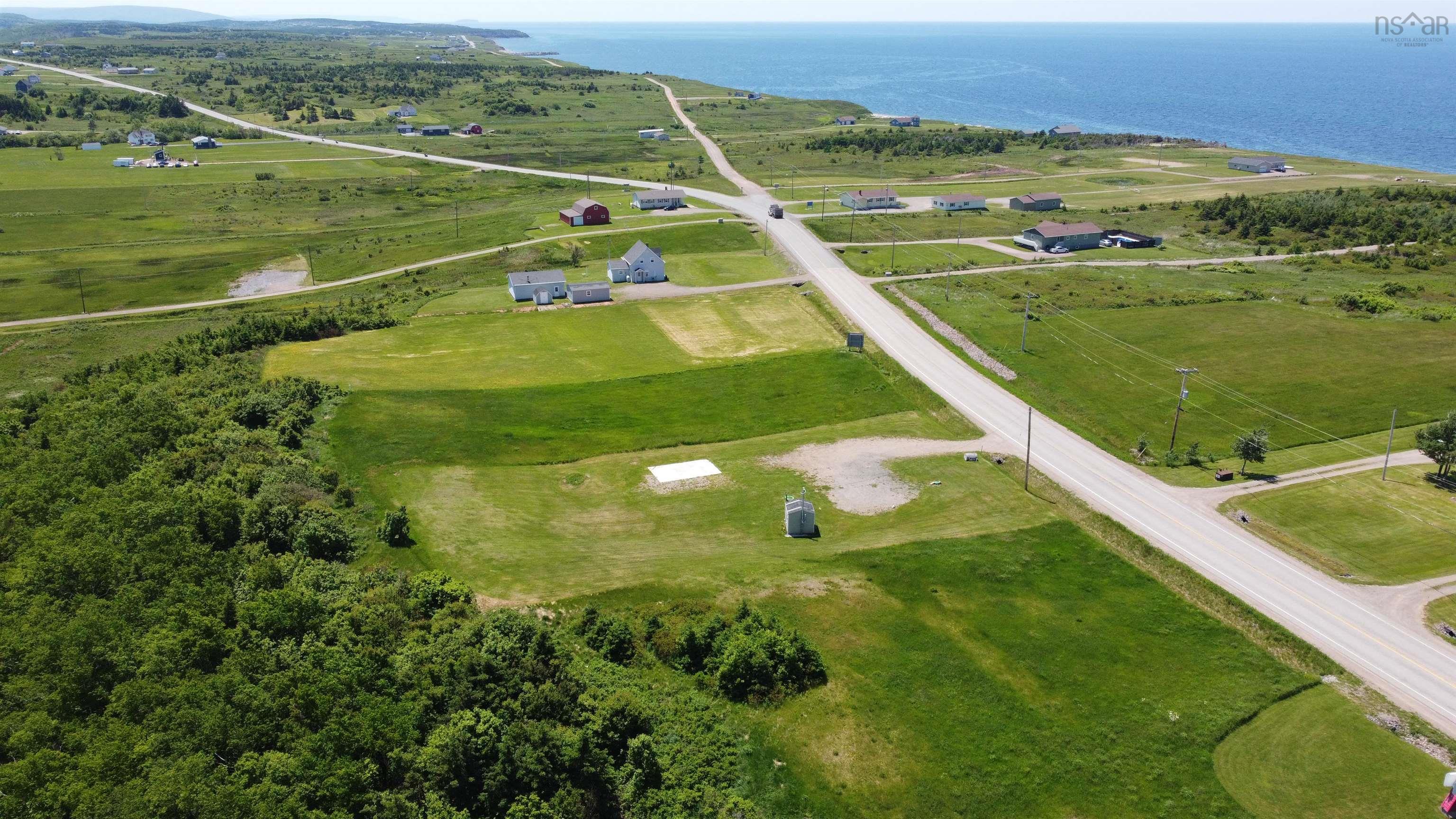$69,900.00: 13762 Cabot Trail, Point Cross