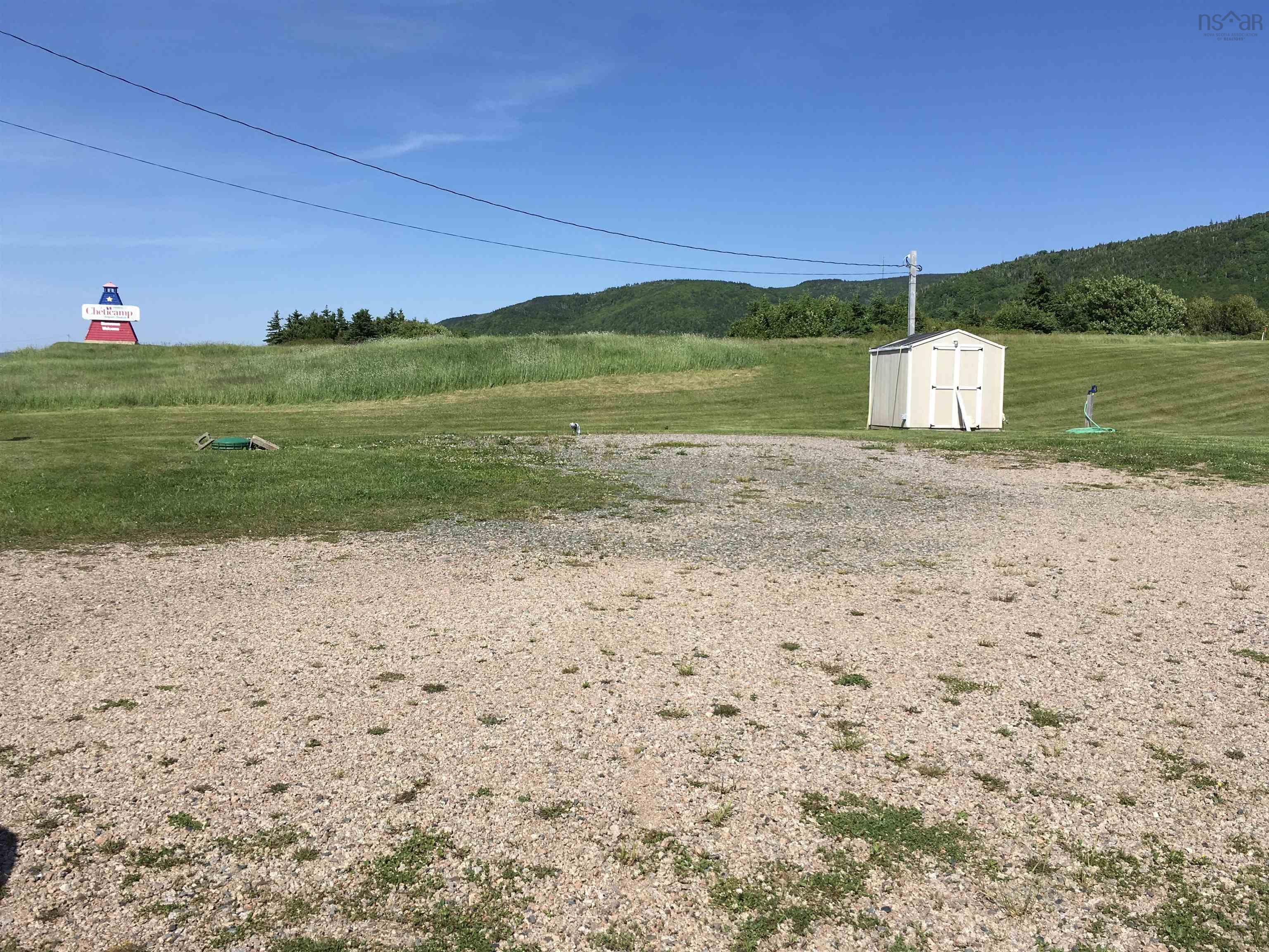 $69,900.00: 13762 Cabot Trail, Point Cross