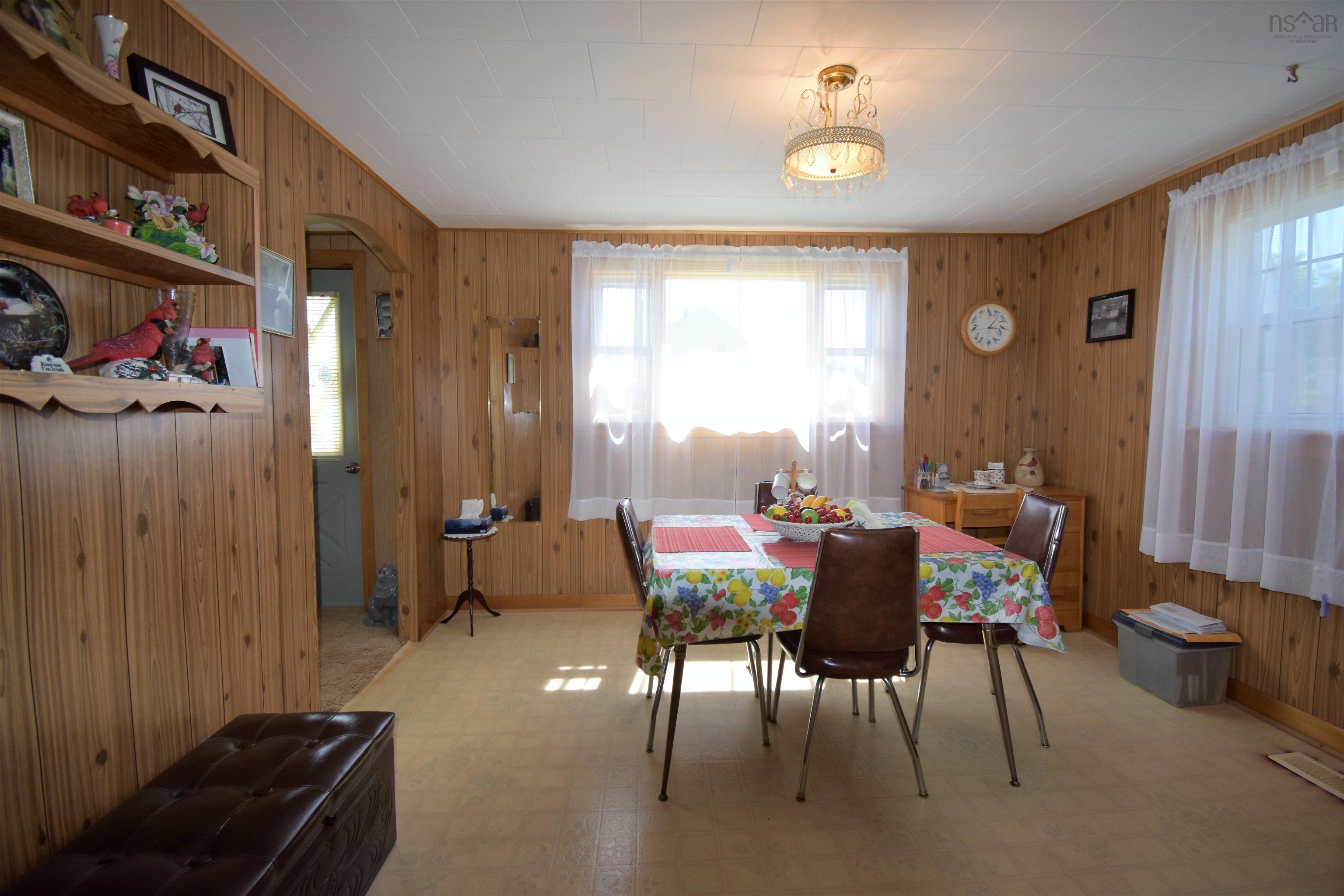 3163 Highway 217 