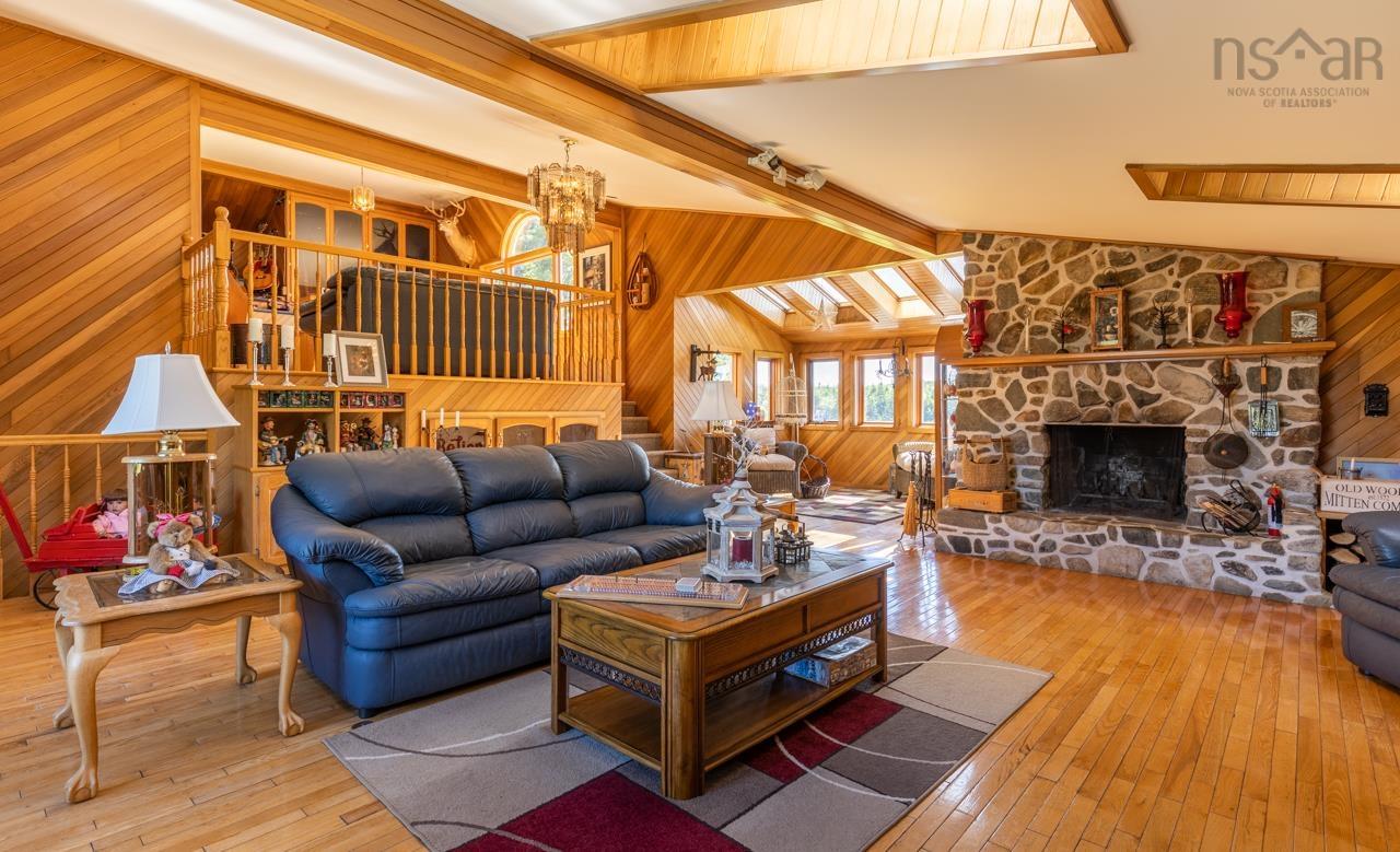$1,200,000.00: 185 Rocky Ridge Road, Canaan