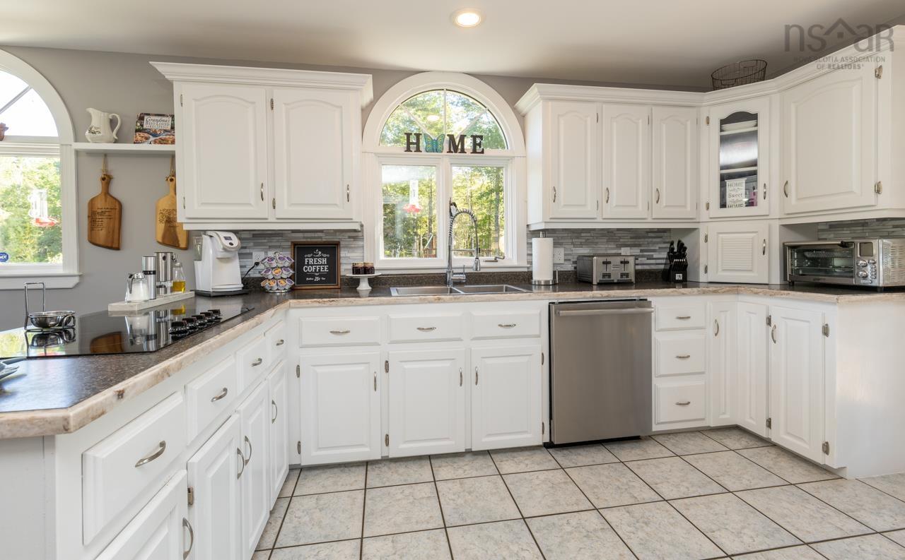 $1,200,000.00: 185 Rocky Ridge Road, Canaan